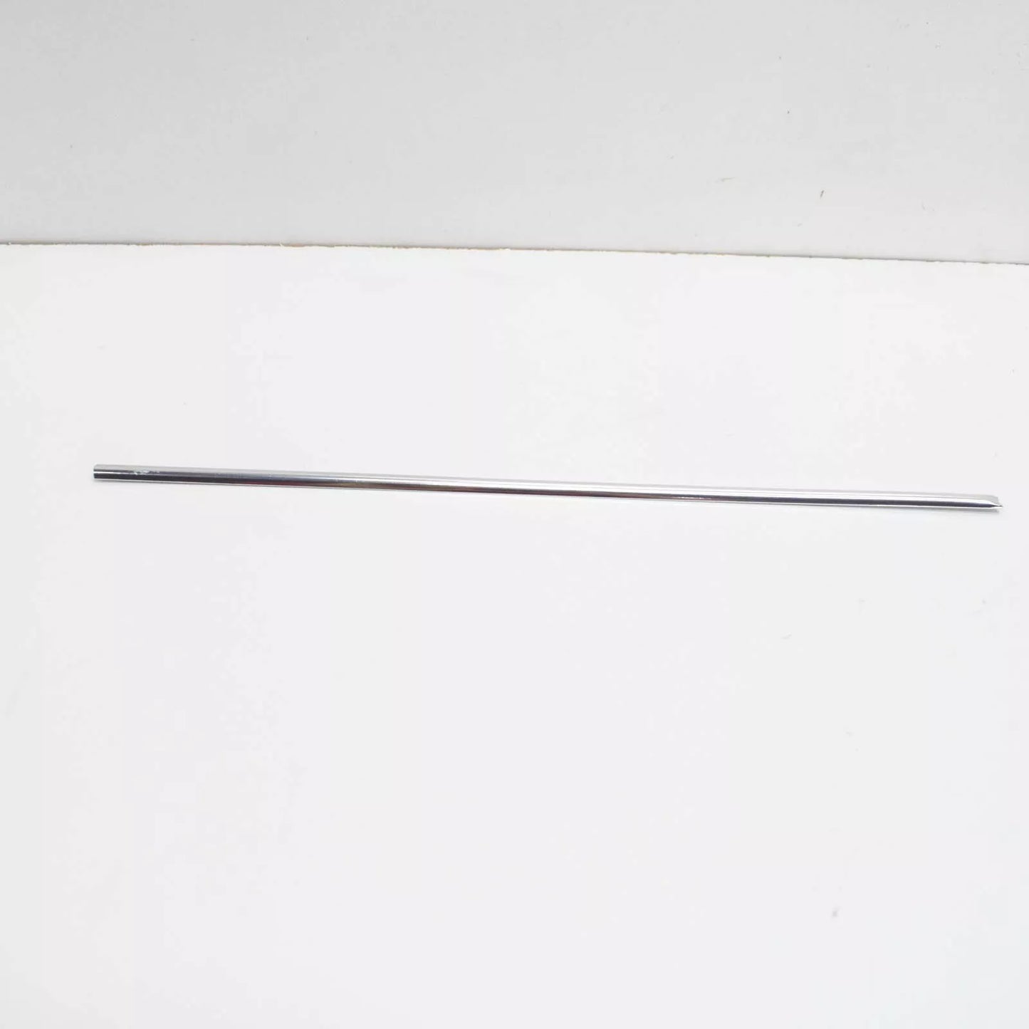 NEW MERCEDES-BENZ 190 W201 RADIATOR GRILLE RIGHT MOULDING A2018880685