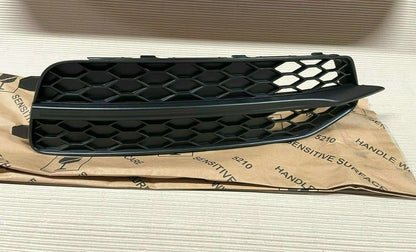 NEW AUDI A6 C7 RIGHT FOG LIGHT SURROUND GRILLE 4G0807682D9B9 2011 S LINE GENUINE