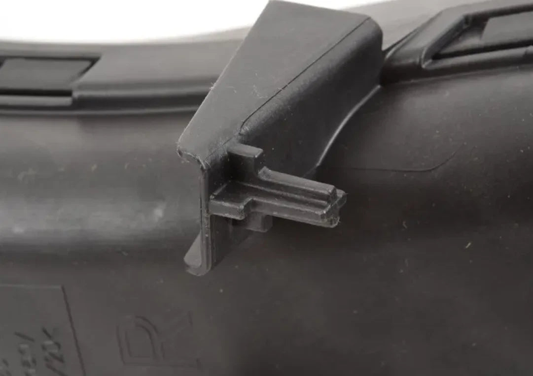 NEW BMW 3 COUPE E92 FRONT RIGHT BRAKE AIR DUCT 51747229186 7229186 ORIGINAL