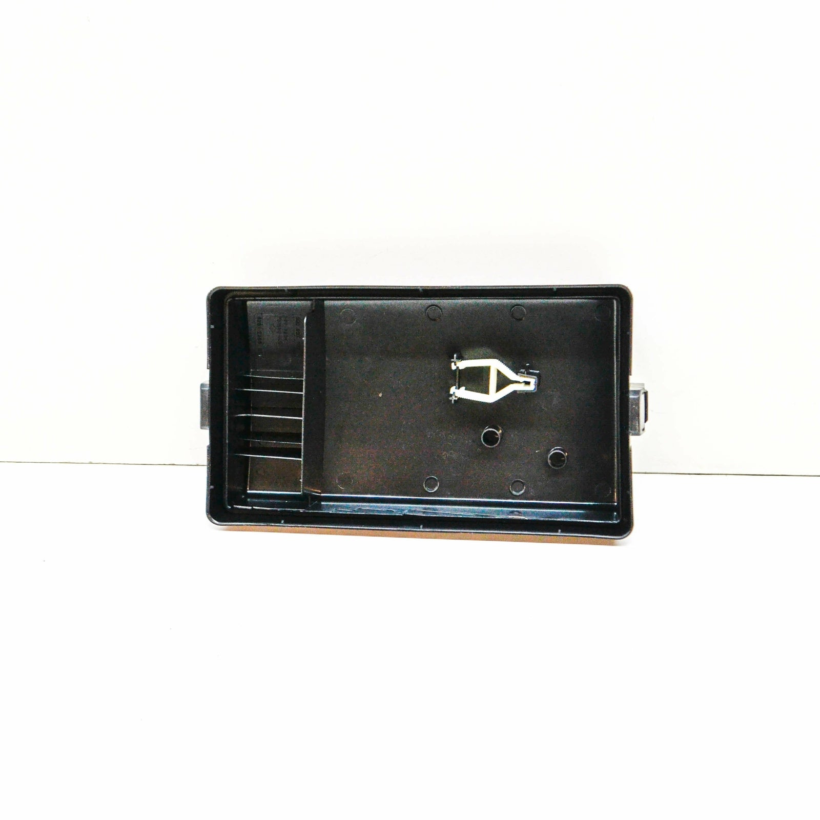 NEW AUDI A3 8V FUSE BOX COVER 5Q0937132C ORIGINAL