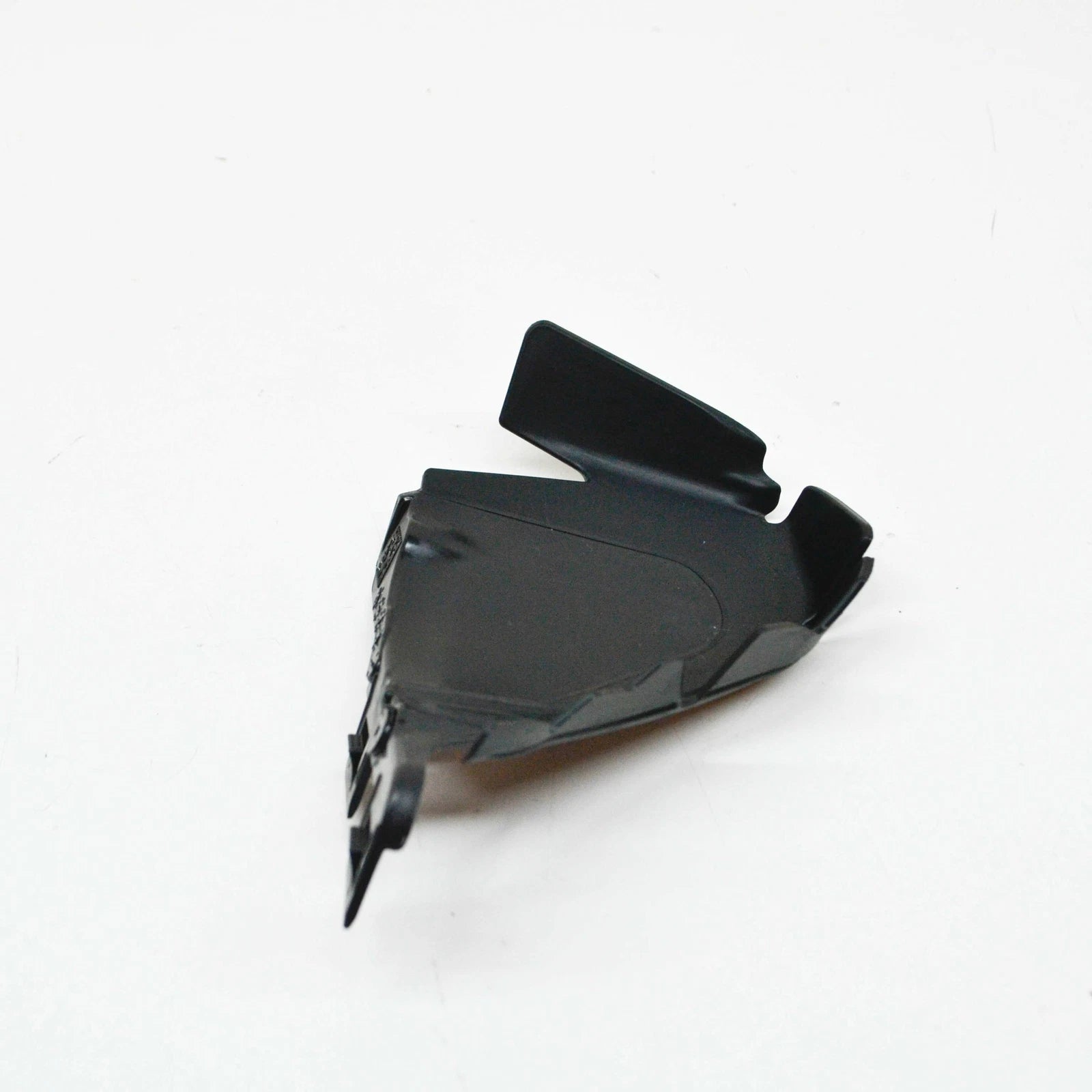 NEW AUDI A5 S5 8W6 FRONT RIGHT INNER RADIATOR SUPPORT BAFFLE 8W6121674D ORIGINAL