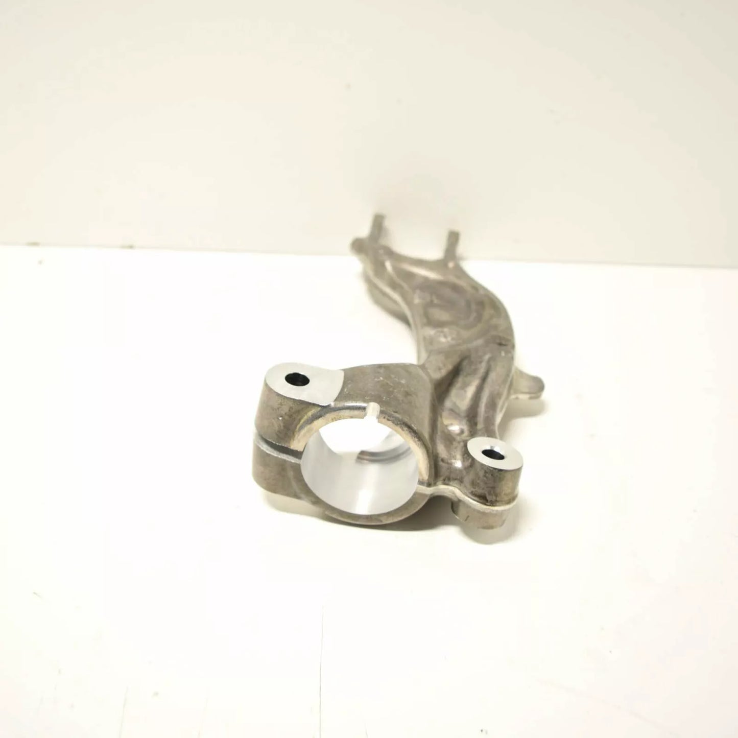 NEW AUDI A4 B9 FRONT LEFT SUSPENSION STRUT FORK 8W0413037G