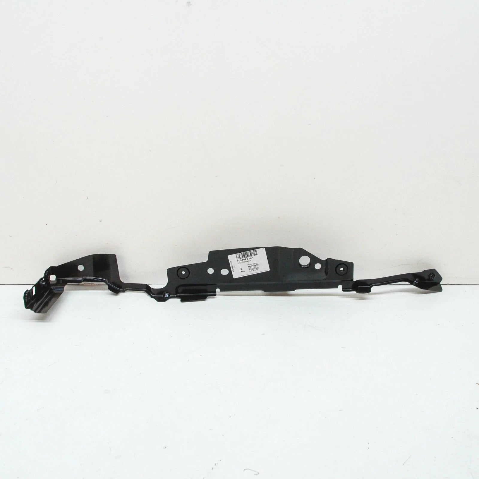 NEW AUDI A6 ALLROAD 4G FRONT RIGHT FENDER HOLDER 4G0809076A