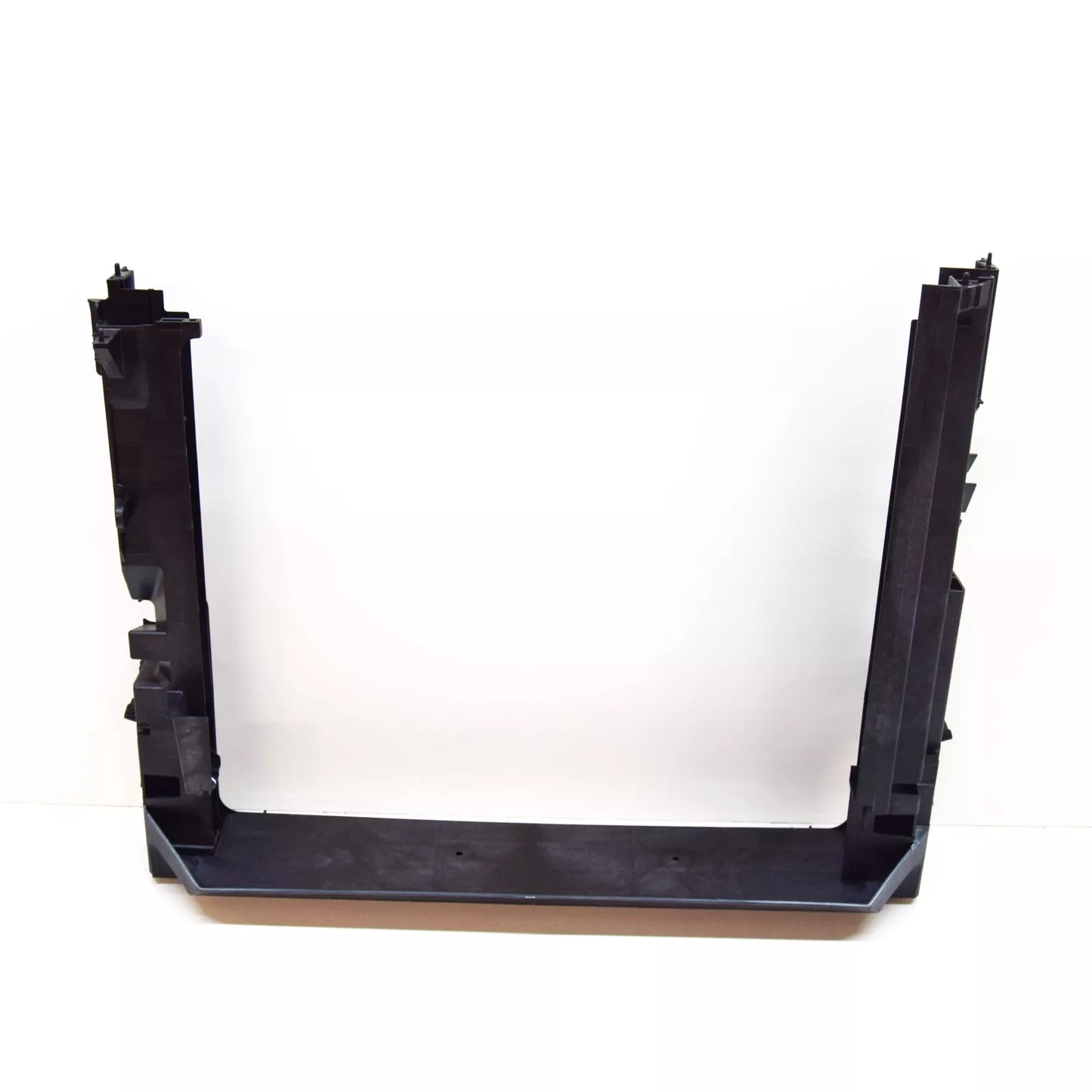 NEW BMW X6 E71 E72 LOWER RADIATOR SUPPORT HOLDER 17117631474 7631474 ORIGINAL