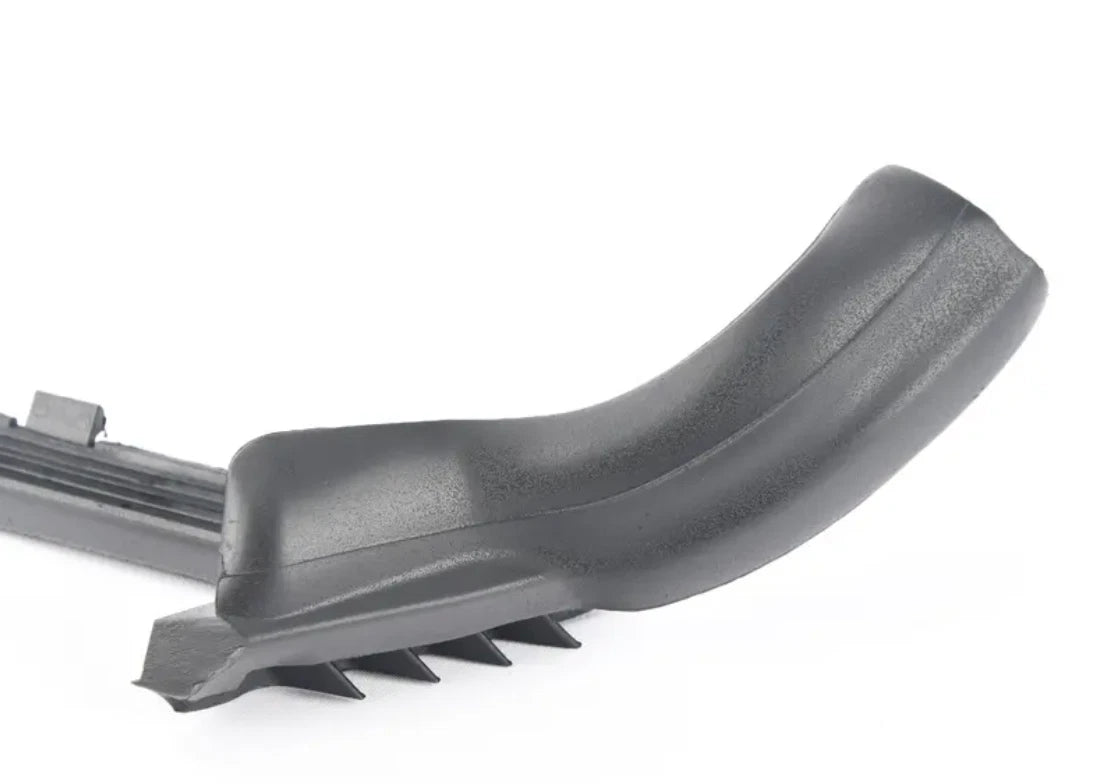 NEW BMW Z4 E89 FRONT LEFT DOOR OUTER WEATHERSTRIP 7046125 51377046125 ORIGINAL