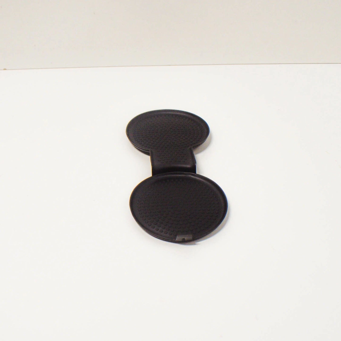 NEW VOLKSWAGEN PASSAT B7 TITAN BLACK INSERT FOR CUP HOLDER 56186330182V ORIGINAL