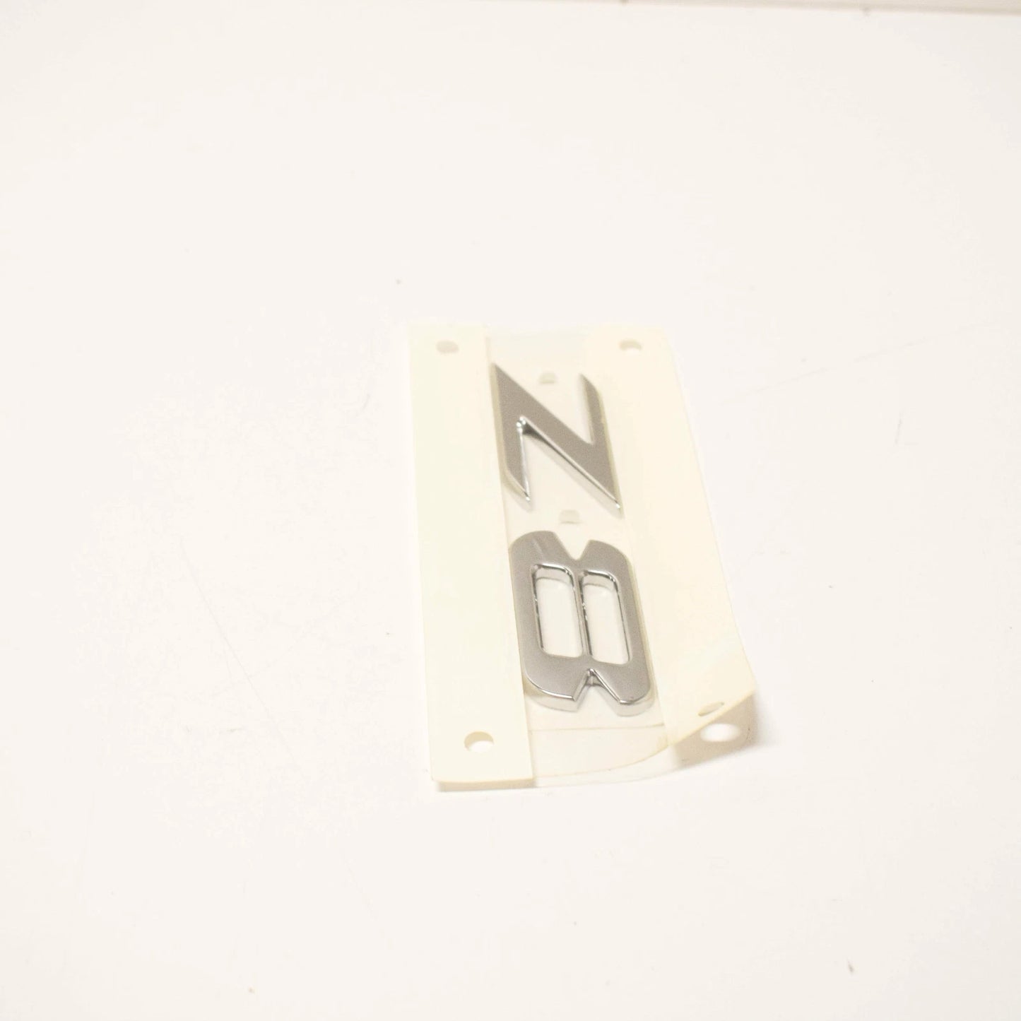 NEW BMW E52 ROADSTER TRUNK LID Z8 EMBLEM BADGE LOGO SIGN 7009130 51147009130