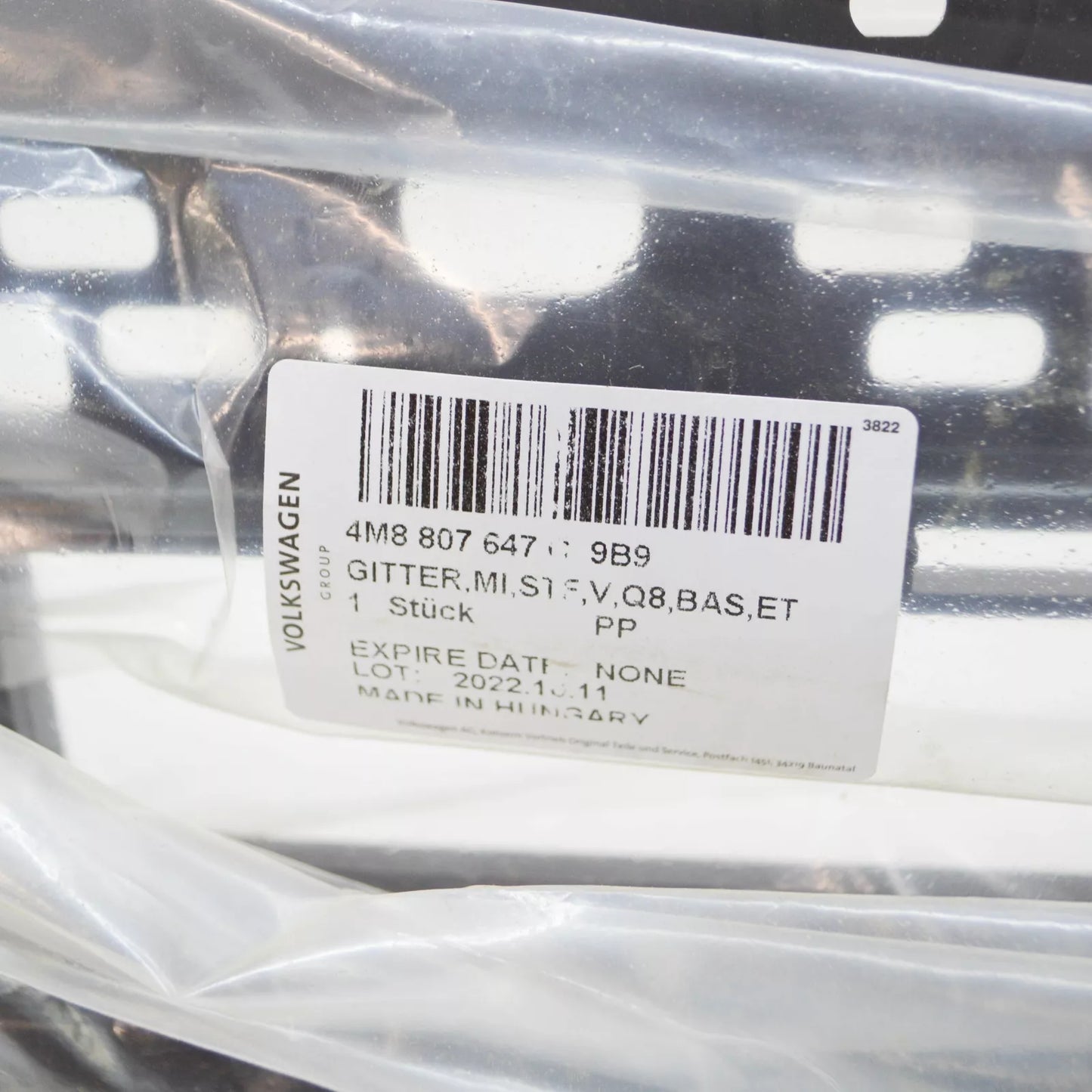 NEW AUDI Q8 4MN FRONT LOWER CENTRE GRILLE 4M8807647C9B9 4M8807647C 9B9