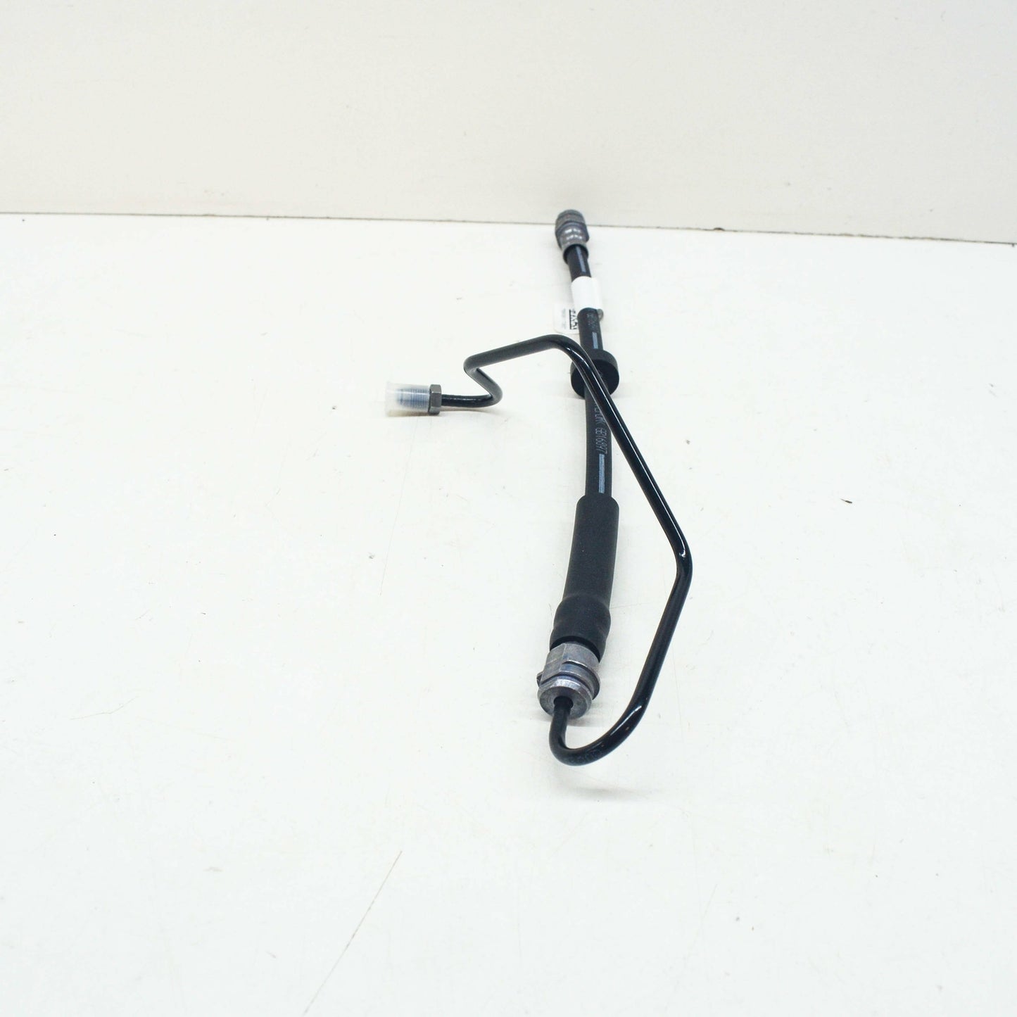 NEW AUDI A4 B9 FRONT RIGHT BRAKE HOSE 8W0611708B ORIGINAL