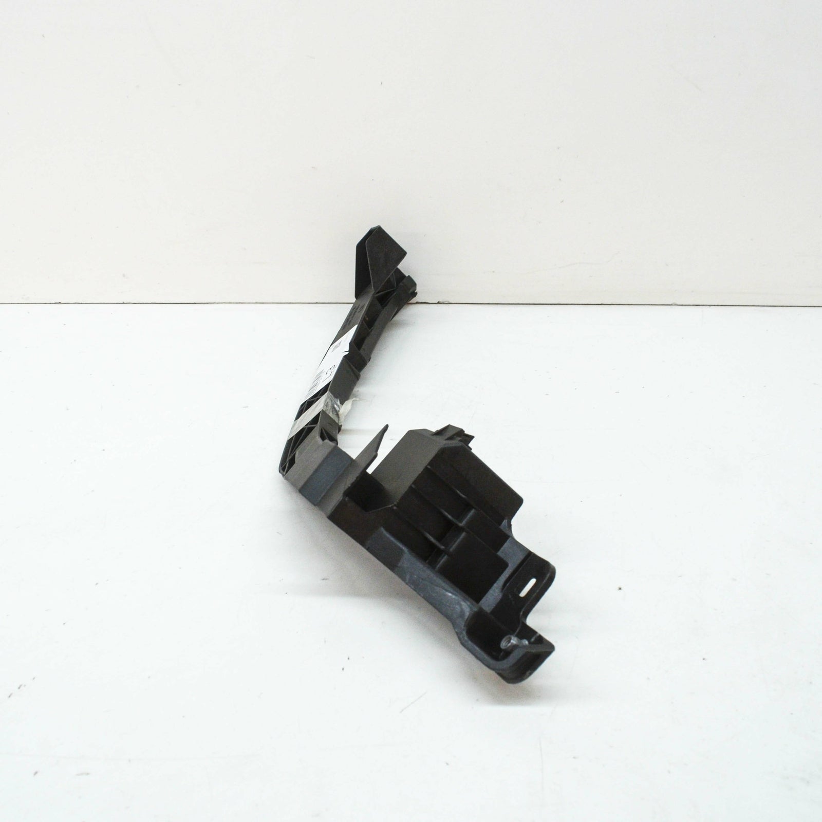 NEW AUDI A1 SPORTBACK GB FRONT LEFT HEADLIGHT BRACKET MOUNT 82A807571A ORIGINAL