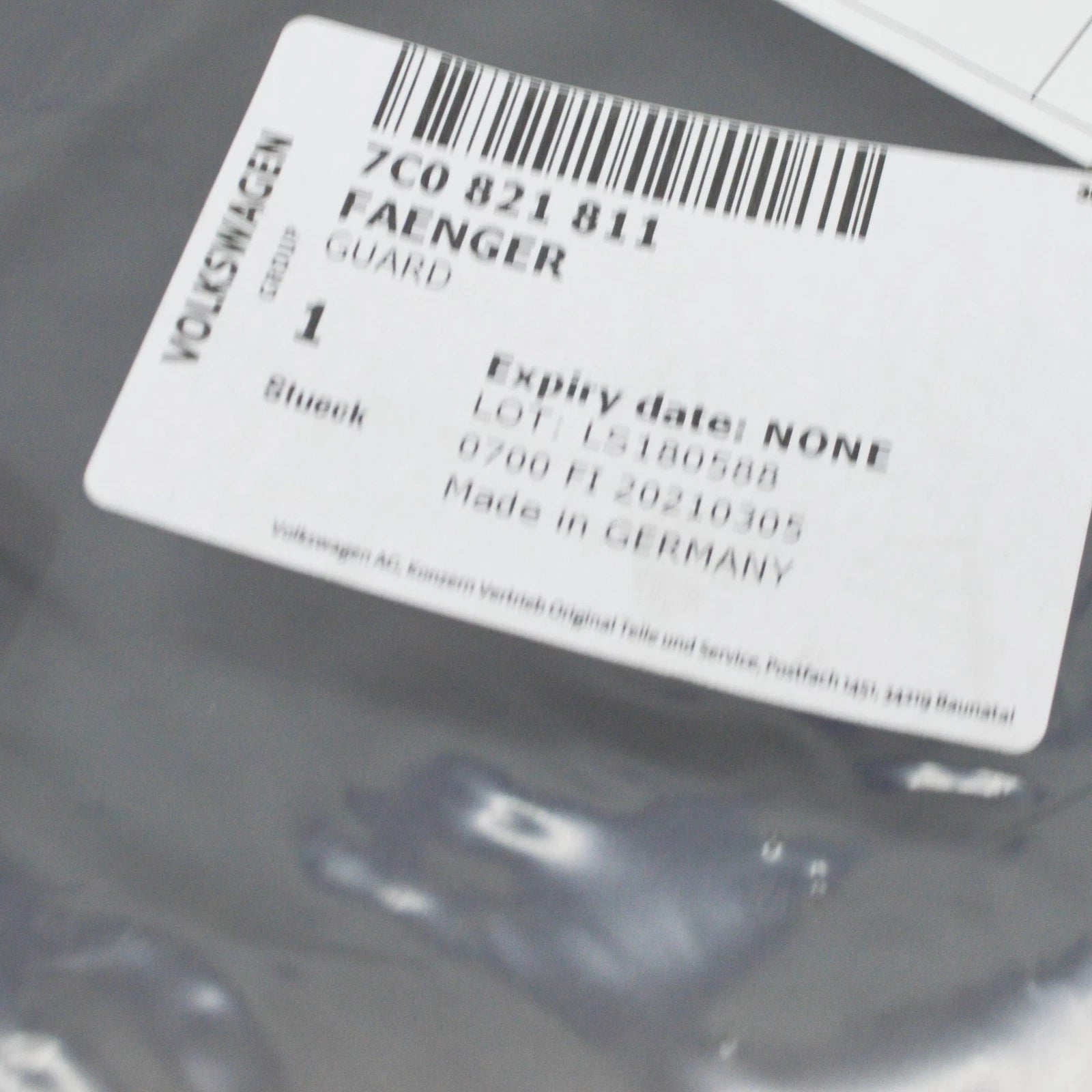 NEW VOLKSWAGEN CRAFTER MK2 SZ REAR LEFT MUDGUARD 7C0821811 2017 ORIGINAL