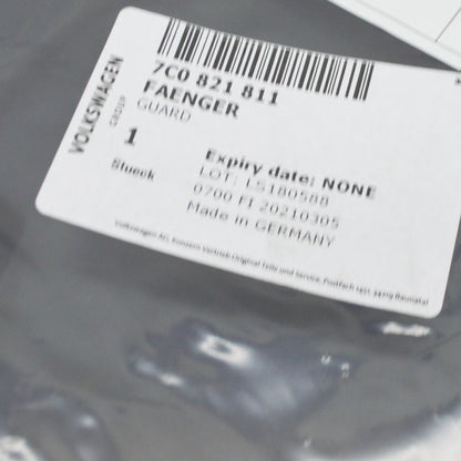 NEW VOLKSWAGEN CRAFTER MK2 SZ REAR LEFT MUDGUARD 7C0821811 2017 ORIGINAL