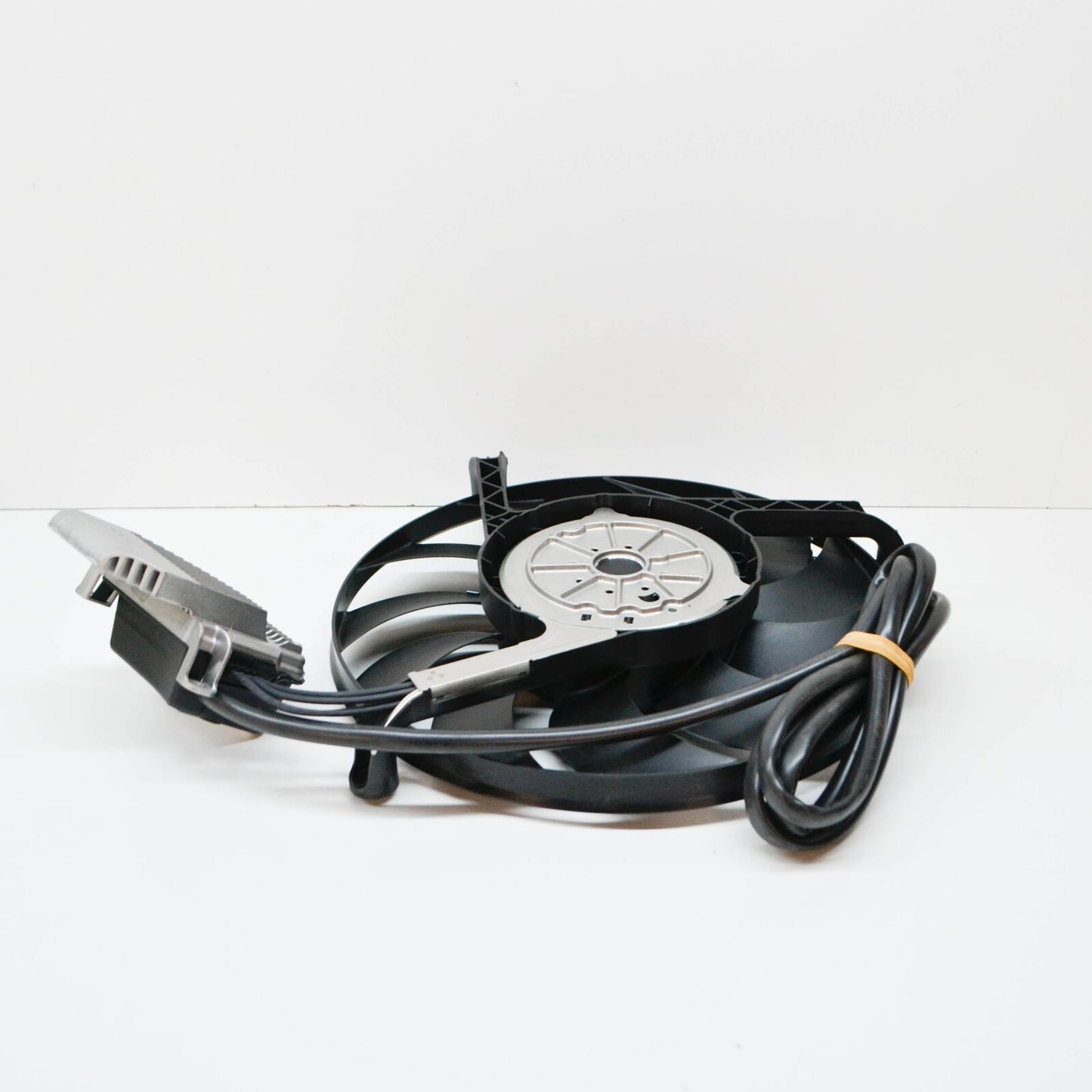 new vw phaeton 3d right engine radiator fan 3d0959453g original