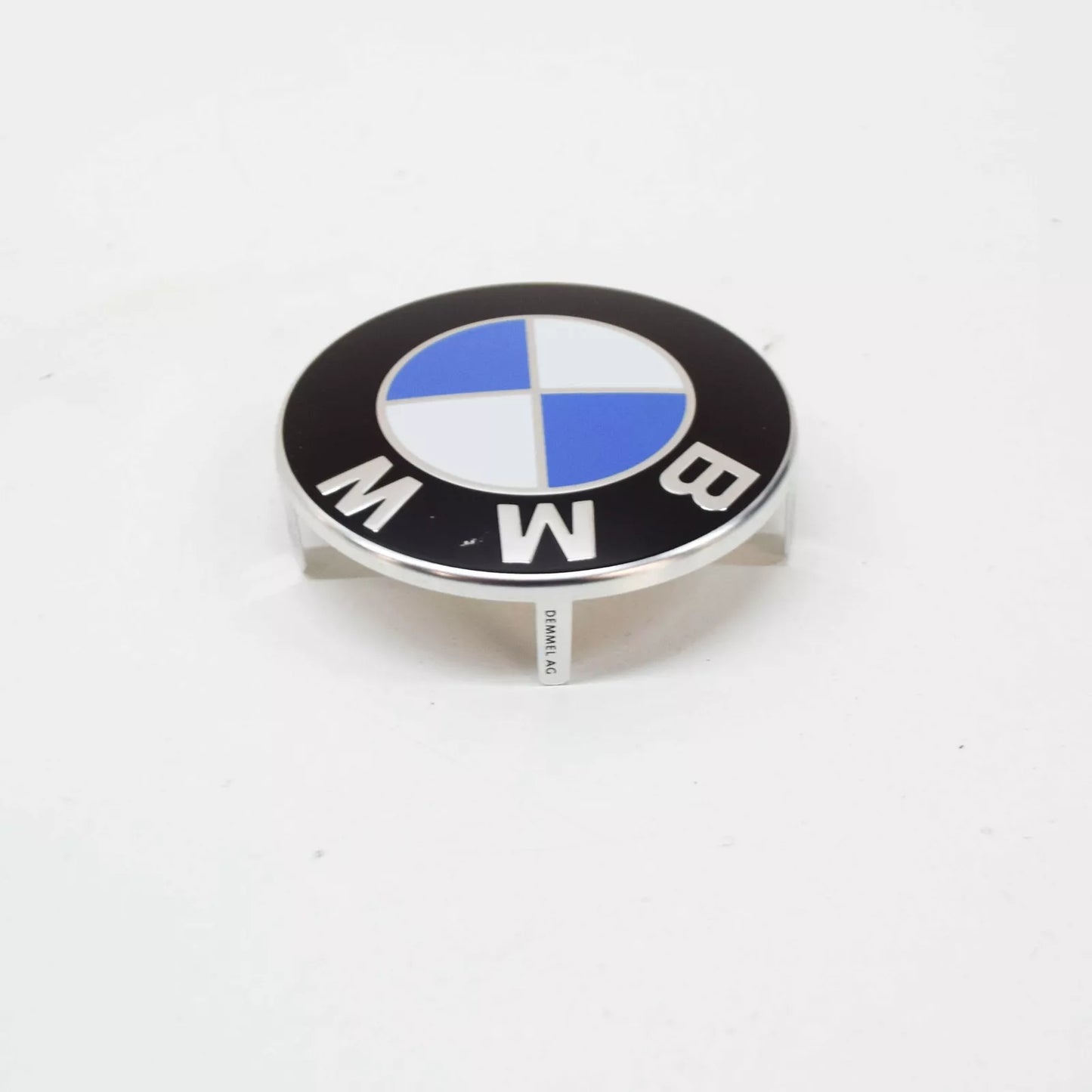 NEW BMW 2 F23 ENGINE COVER EMBLEM 11147788967 7788967 ORIGINAL