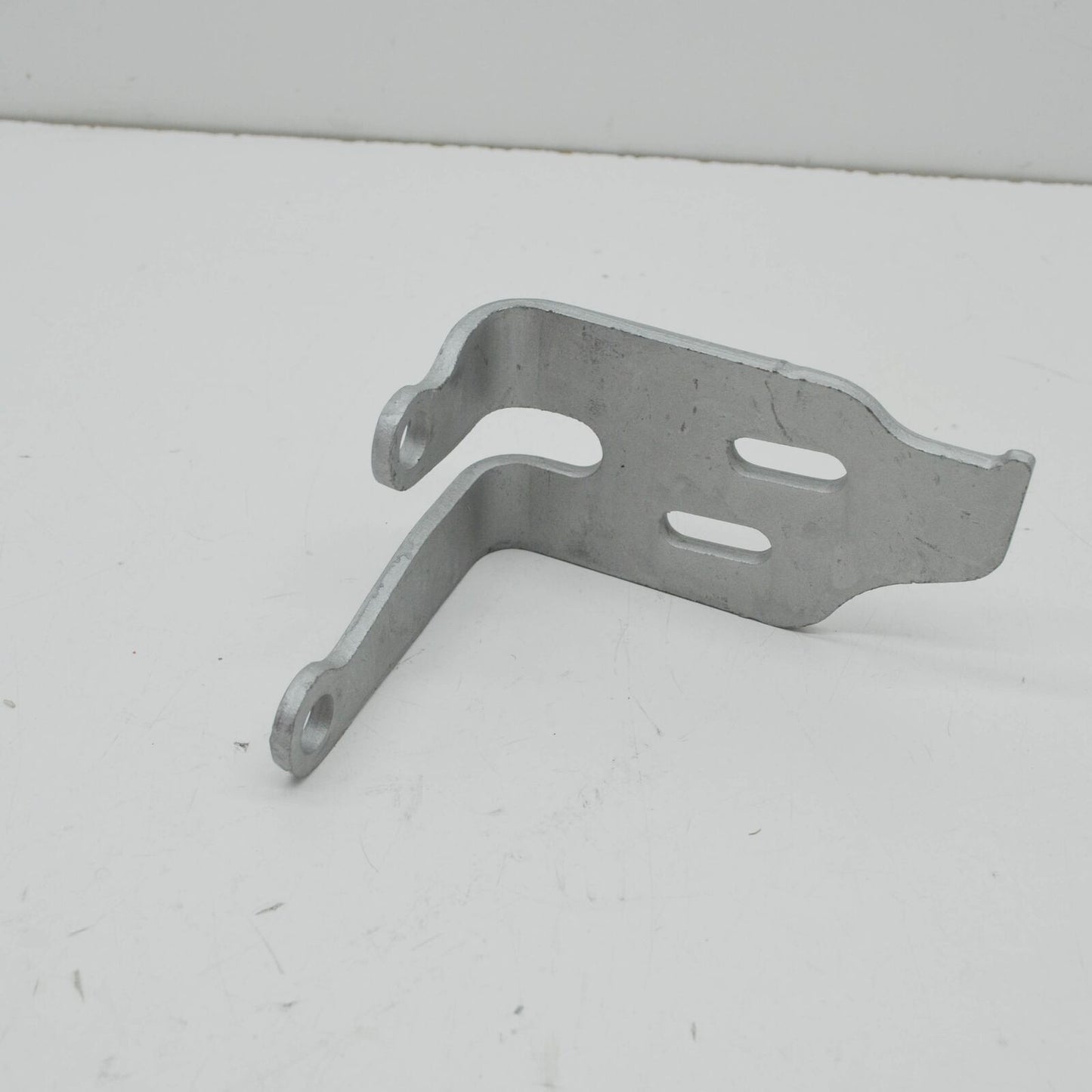 NEW MB VITO W447 EXHAUST SYSTEM TO TRANSMISSION BRACKET A4474910341 ORIGINAL