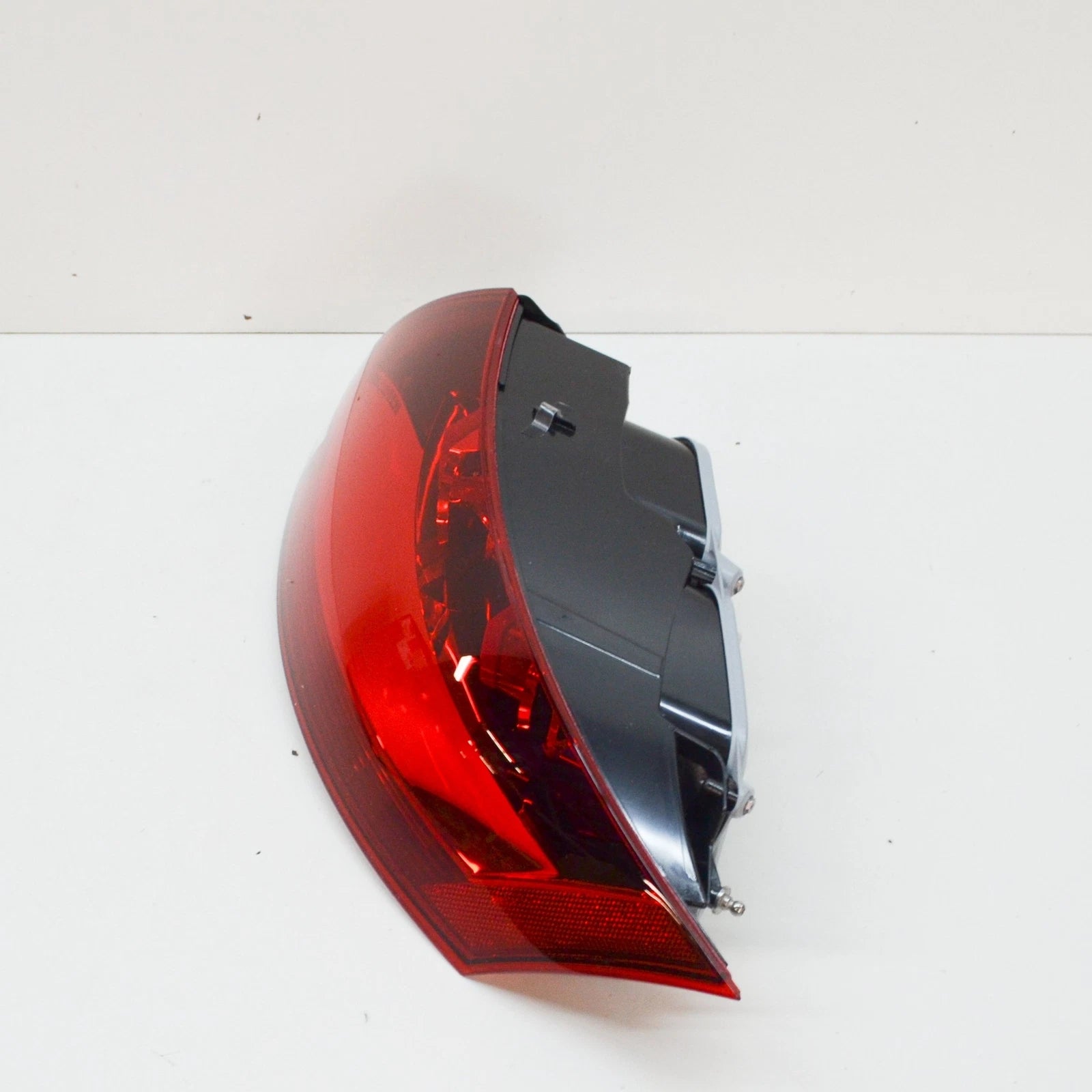 NEW AUDI TTS 8J REAR RIGHT TAILLIGHT USA 8J0945096N ORIGINAL