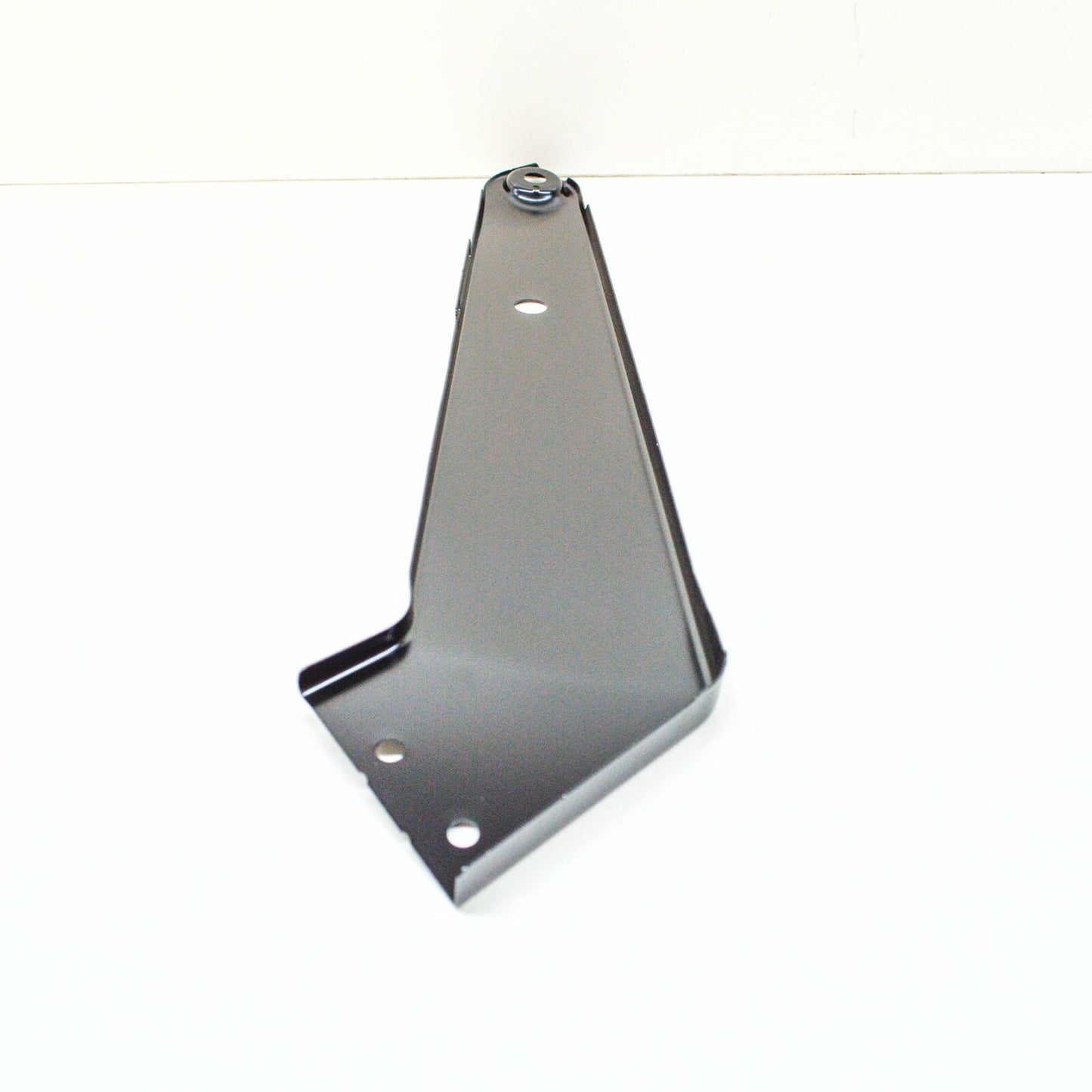 NEW VW PASSAT B8 RIGHT UPPER RADIATOR LOCK CARRIER BRACE 3G0805932 ORIGINAL