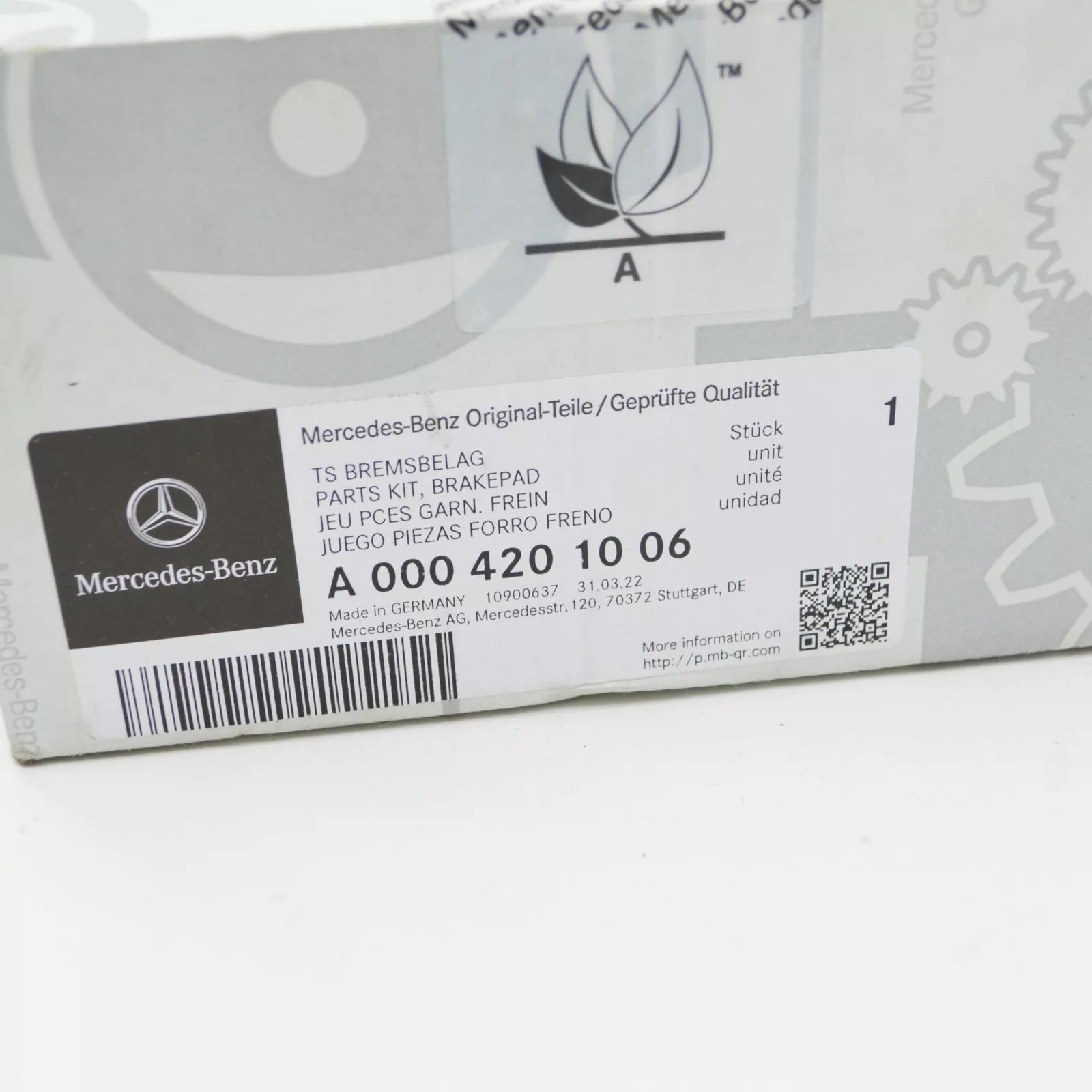 NEW MERCEDES-BENZ S W222 FRONT WHEEL BRAKE PAD SET A0004201006 ORIGINAL