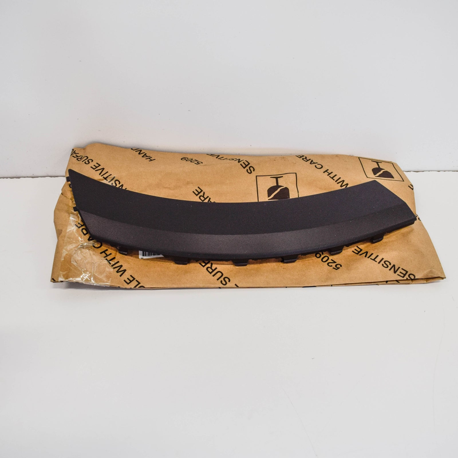 NEW VOLKSWAGEN GOLF MK7 5G FRONT LEFT FENDER MOLDING 5G0807257A9B9 ORIGINAL