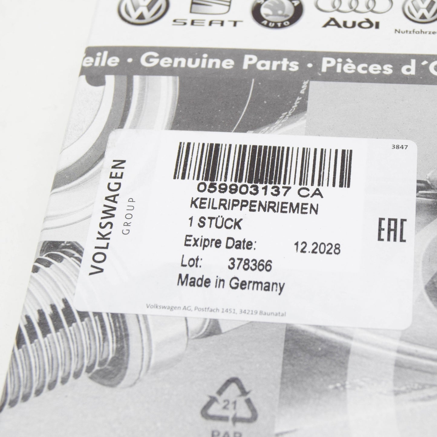 NEW AUDI A4 B9 ENGINE V-RIBBED BELT 059903137CA ORIGINAL