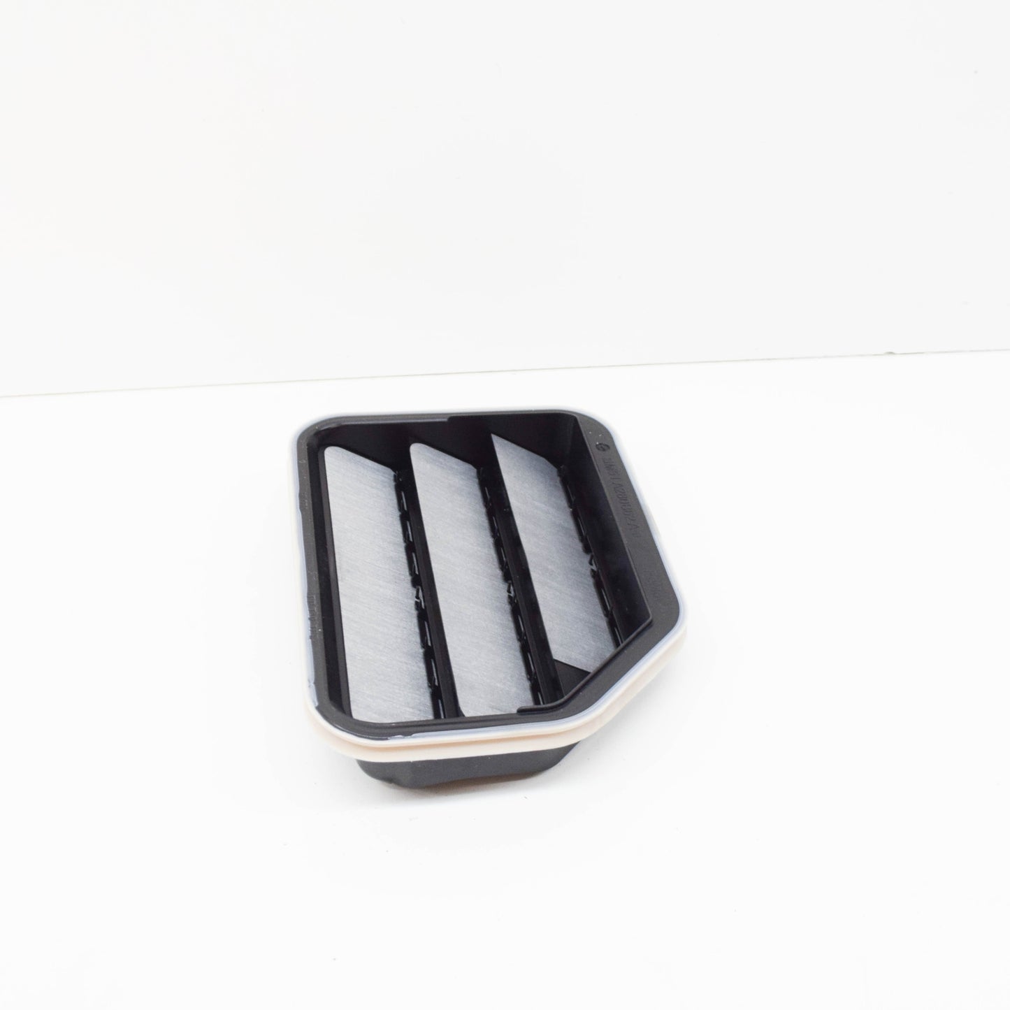 new ford focus c346 mk3 rear right side vent air outer grille 1706175 original