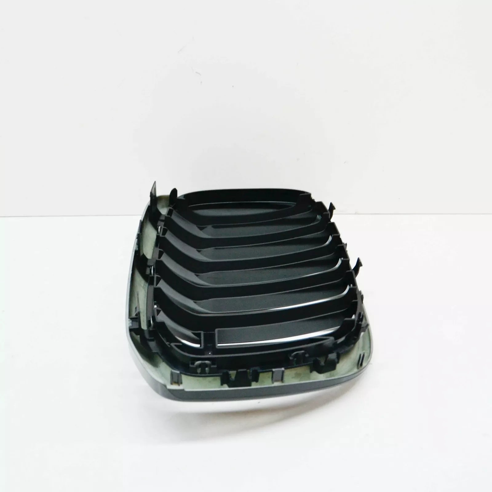NEW BMW X3 G01, F97 FRONT LEFT BUMPER GRILL 8098087 51118098087 ORIGINAL