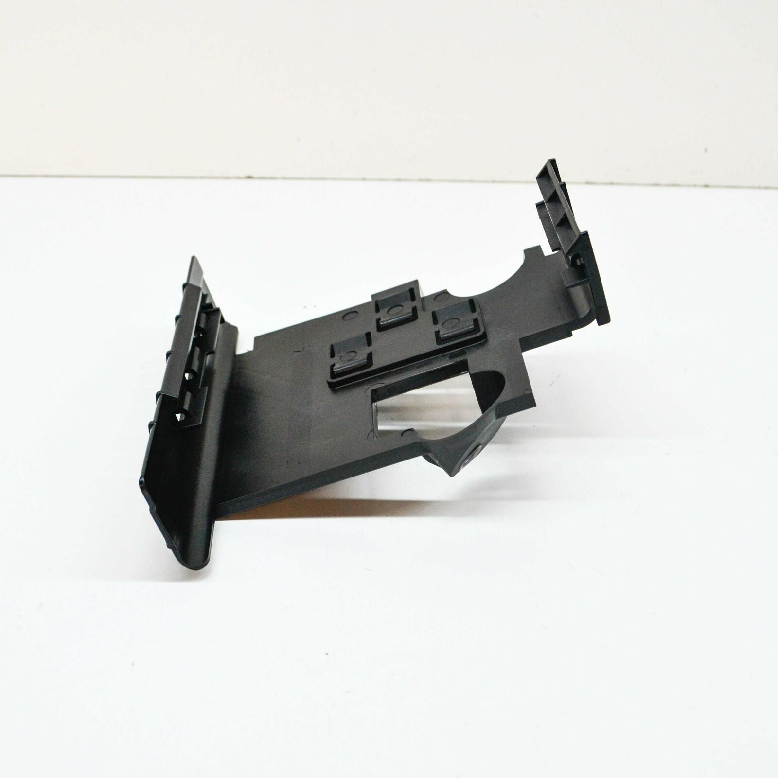 NEW VOLSWAGEN T-CROSS C11 ENGINE ECU BRACKET RETAINER 2Q0906507D ORIGINAL