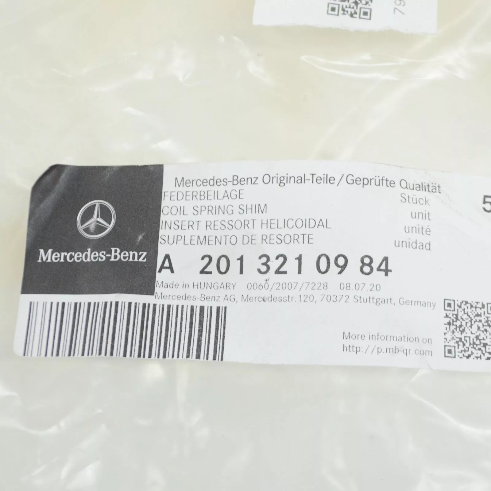 NEW MERCEDES-BENZ E W124 FRONT SPRING UPPER RUBBER MOUNTING A2013210984 ORIGINAL