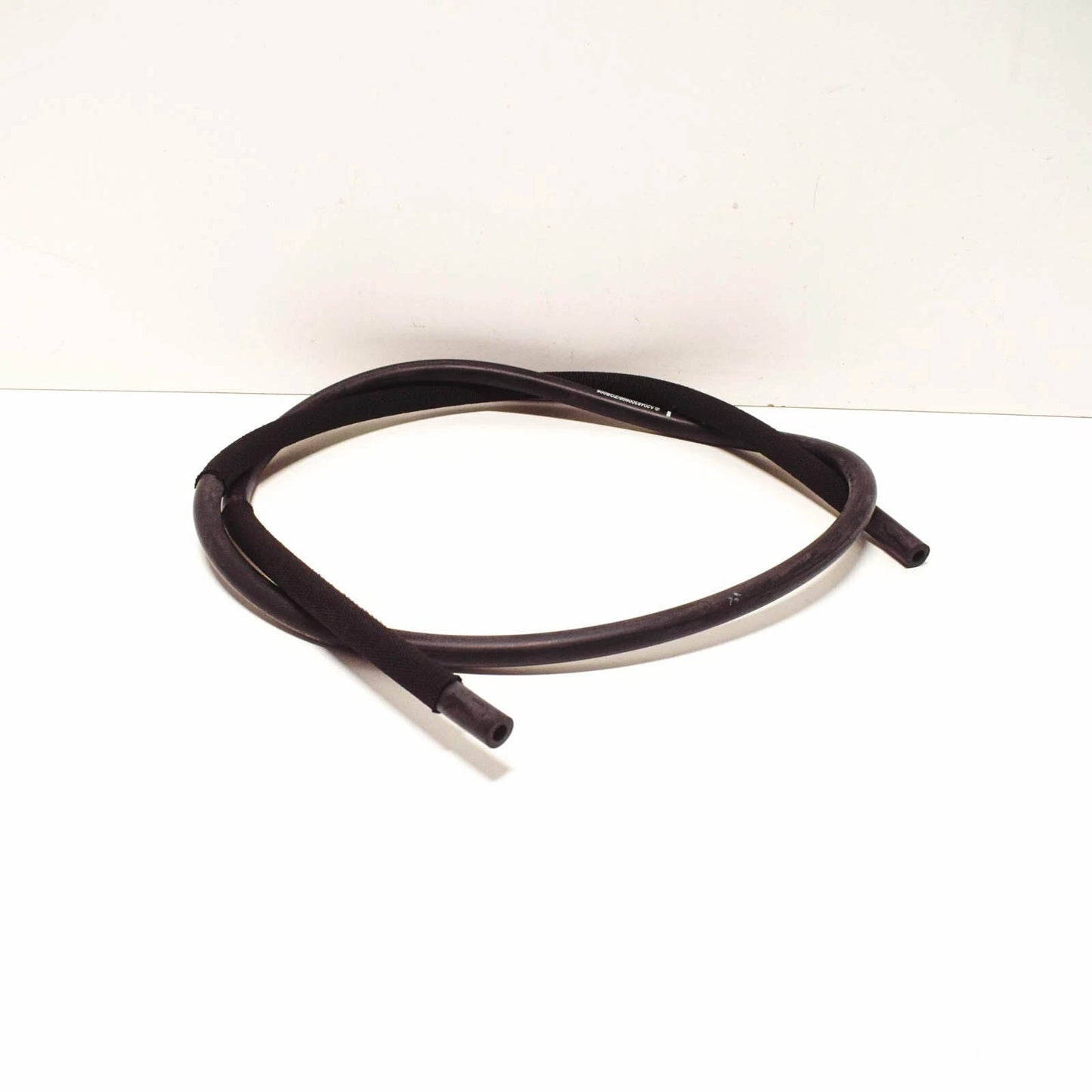NEW MERCEDES-BENZ GLK-CLASS X204 COOLANT HOSE A2048300996