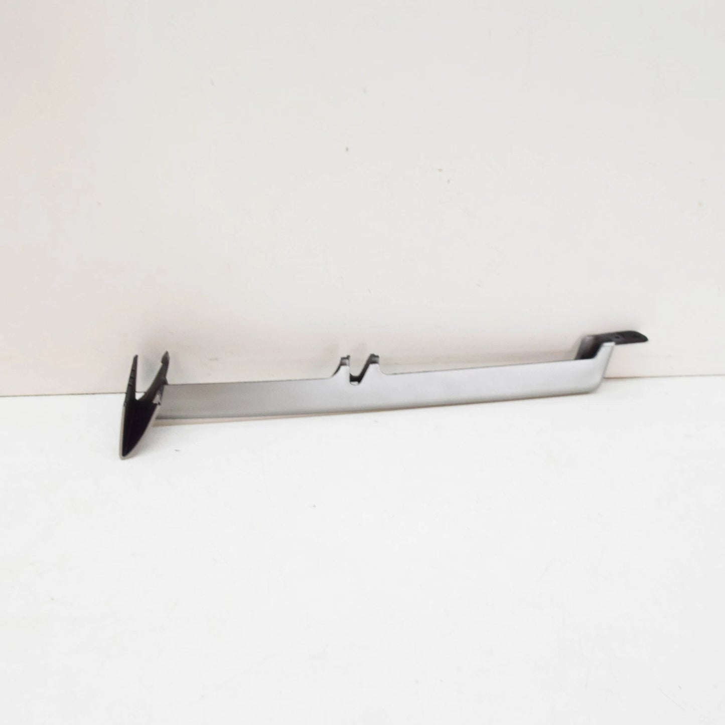 NEW BMW 3 E46 FRONT BUMPER LEFT LOWER GRILLE 51117016511 7016511 ORIGINAL