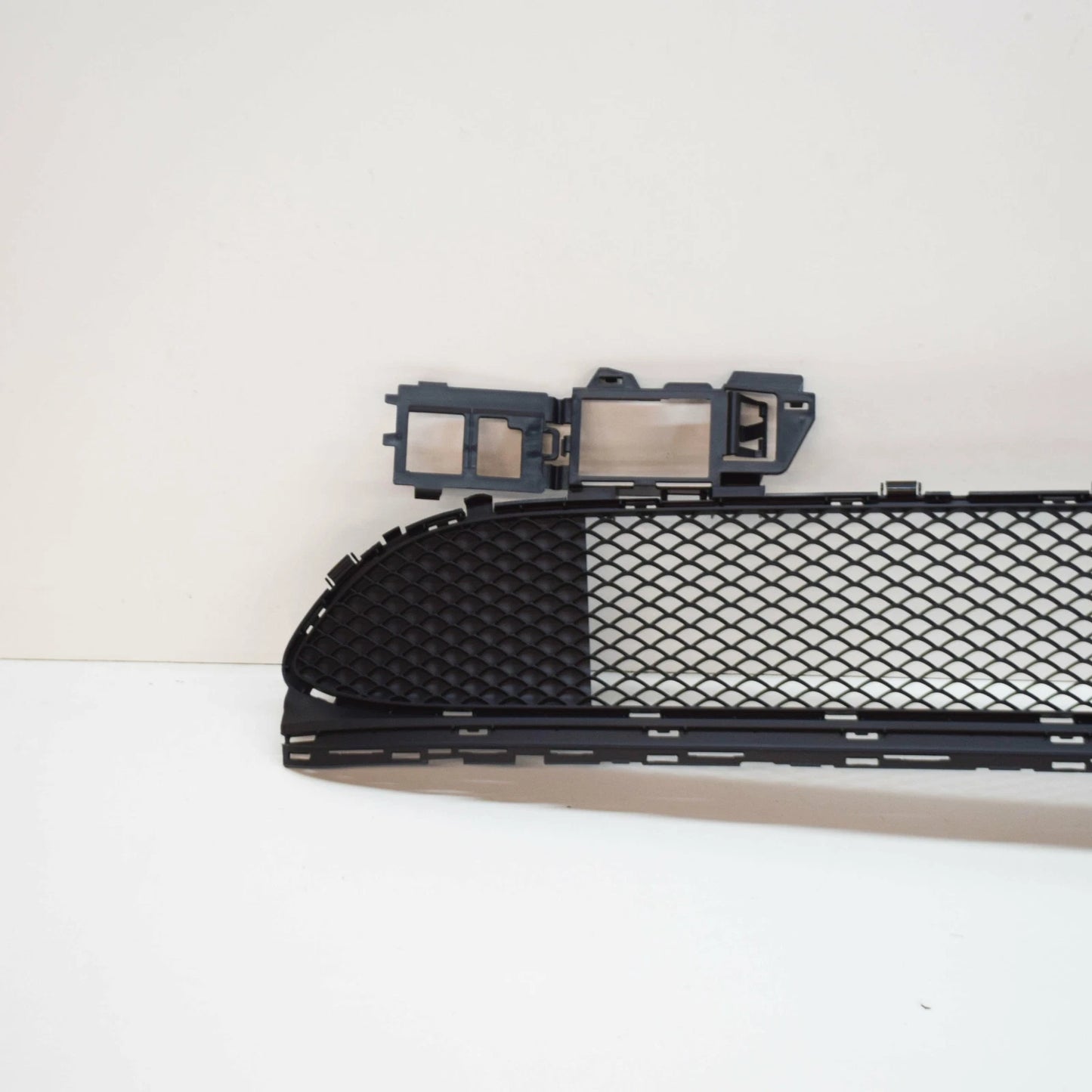 NEW MERCEDES-BENZ CLA COUPE C117 FRONT BUMPER LOWER GRILLE A1178851400 ORIGINAL