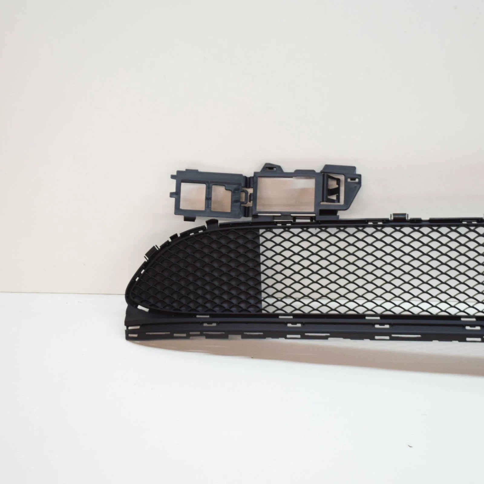 NEW MERCEDES-BENZ CLA COUPE C117 FRONT BUMPER LOWER GRILLE A1178851400 ORIGINAL