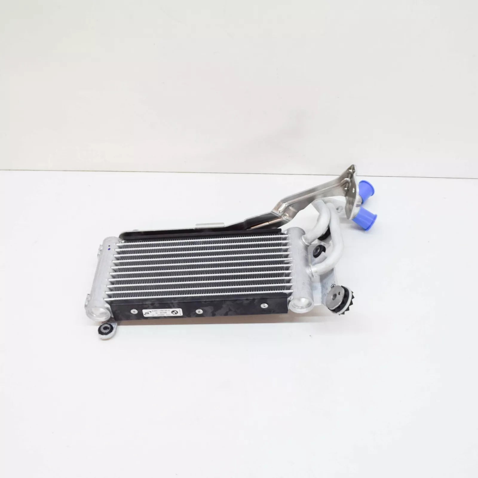 NEW BMW 3 COUPE E92 LEFT AUXILIARY RADIATOR 7602241 17117602241 ORIGINAL