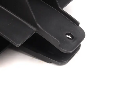 NEW AUDI TTRS 8J FRONT RIGHT BRAKE AIR GUIDE 8P0863150B ORIGINAL