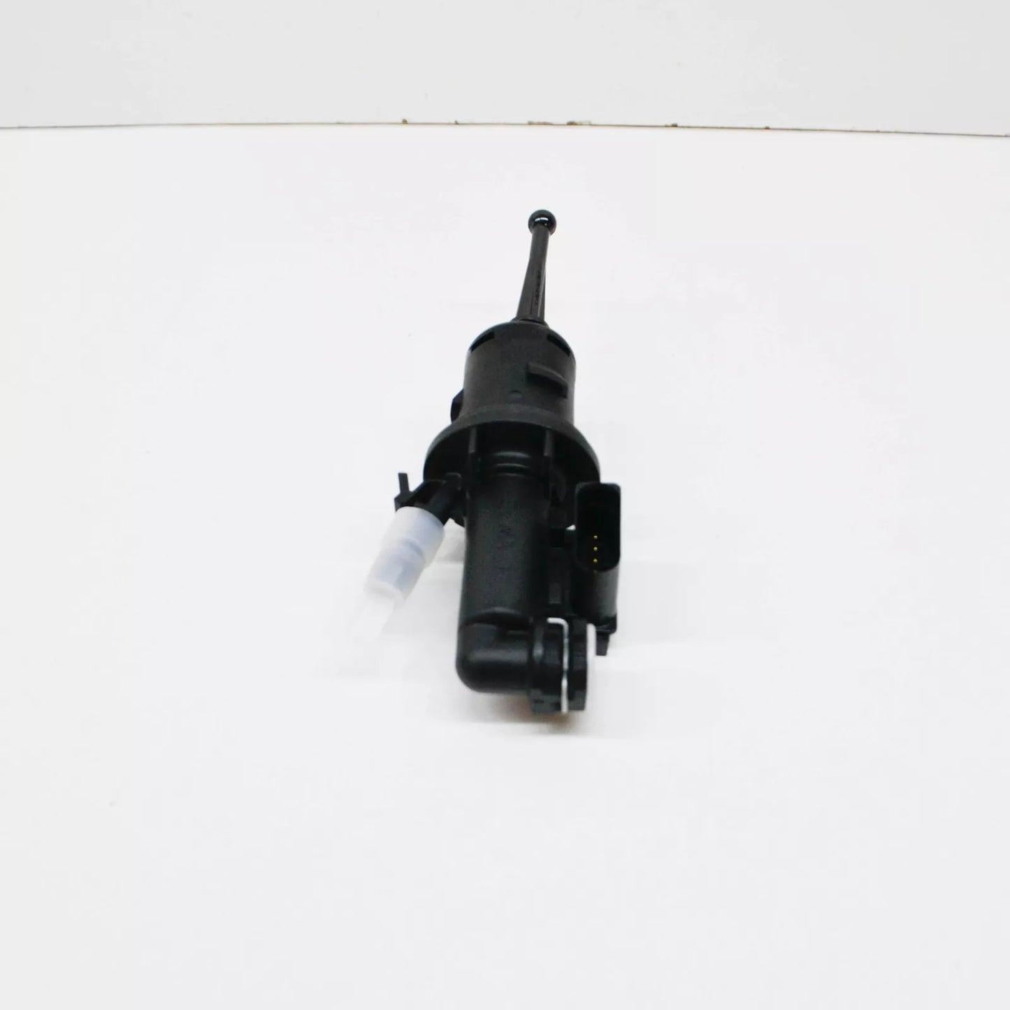 NEW VW PASSAT B6 3C2 CLUTCH MASTER CYLINDER 3C0721388P