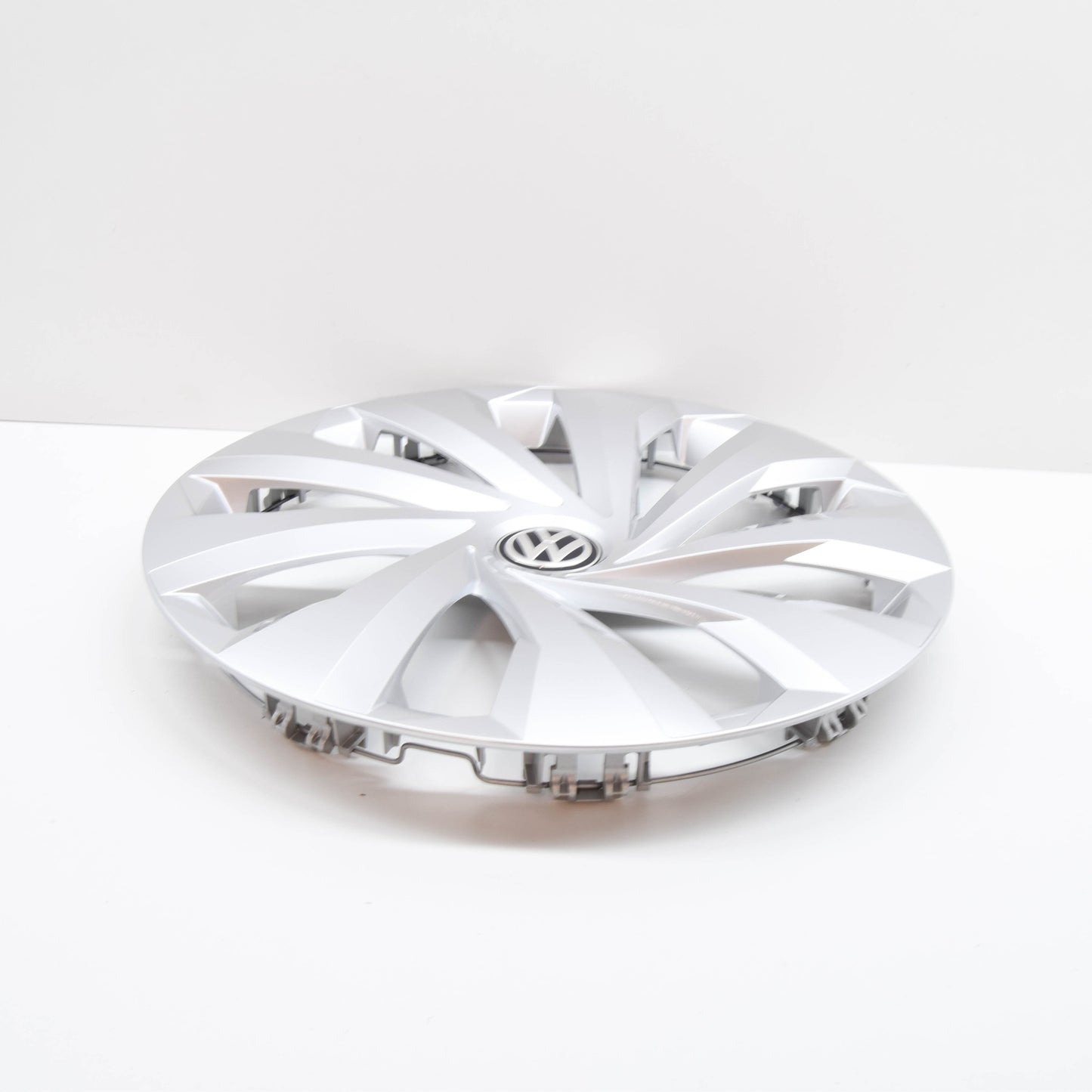 new vw polo mk6 aw wheel hub cover cap 15" 2g0601147ayti original