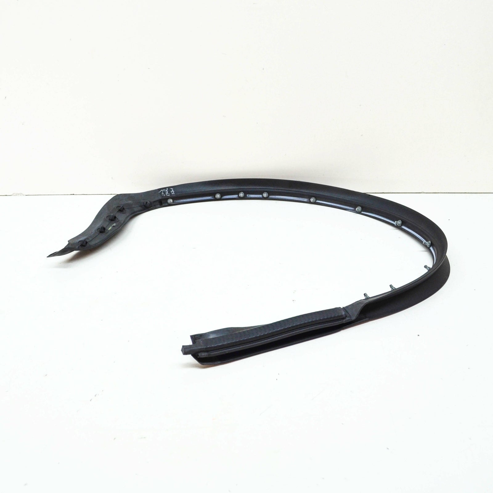 NEW AUDI Q5 80A REAR LEFT DOOR SEALING RUBBER 80A839119B ORIGINAL