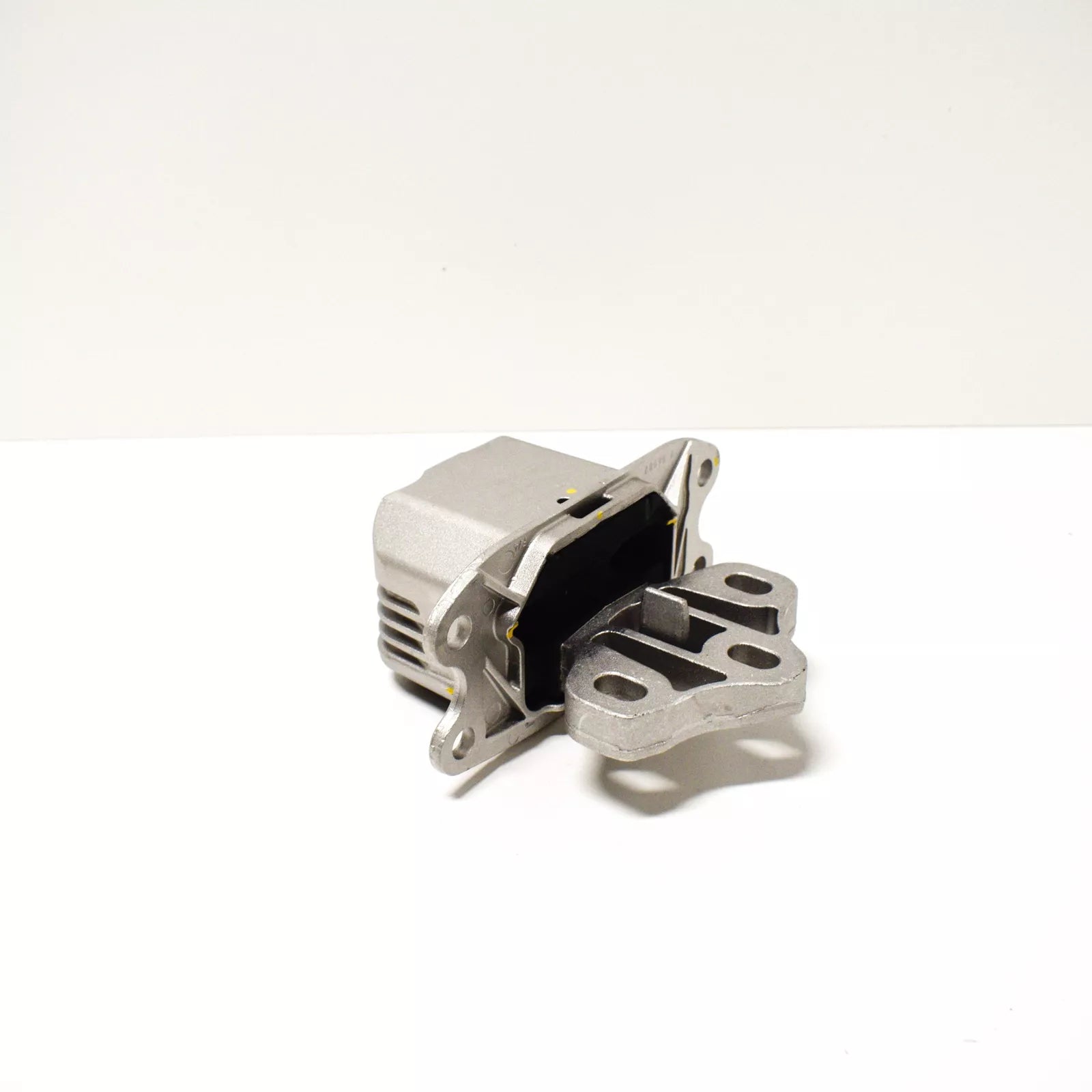 NEW BMW 2 GRAN TOURER F46 GEARBOX MOUNT 22316853449 6853449 2016 ORIGINAL