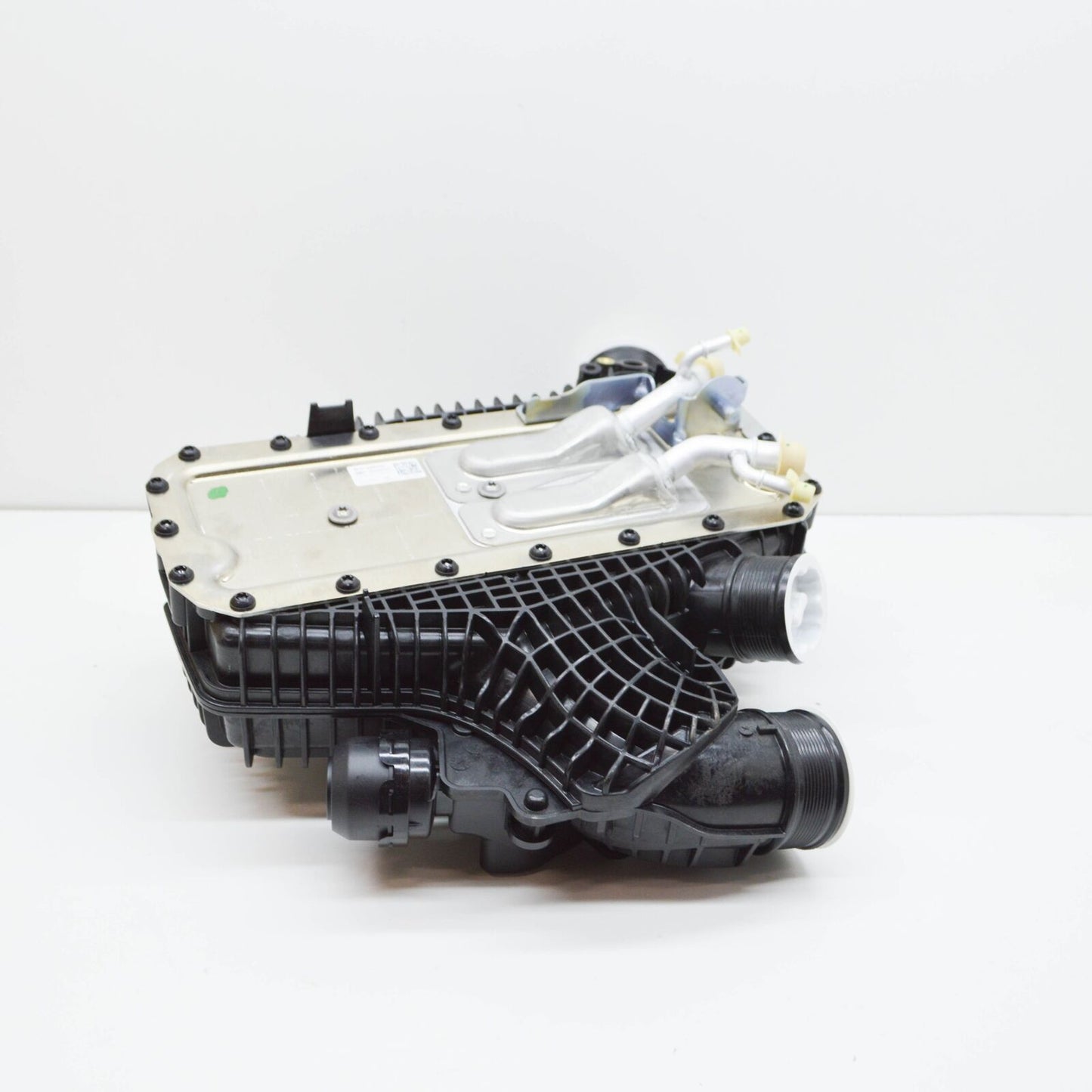 new audi a6 c8 charge air cooler radiator 4k0145803d original