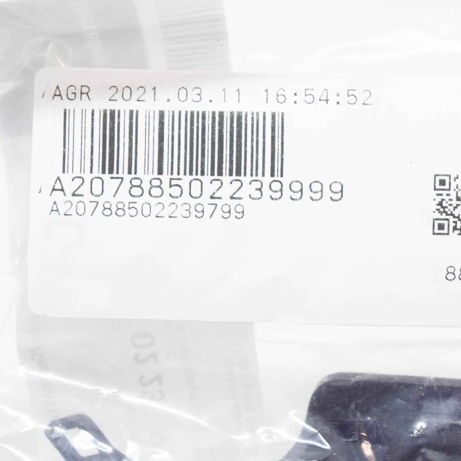 NEW MB E-CLASS C207 REAR BUMPER TOW HOOK EYE COVER A20788502239999 2011 ORIGINAL