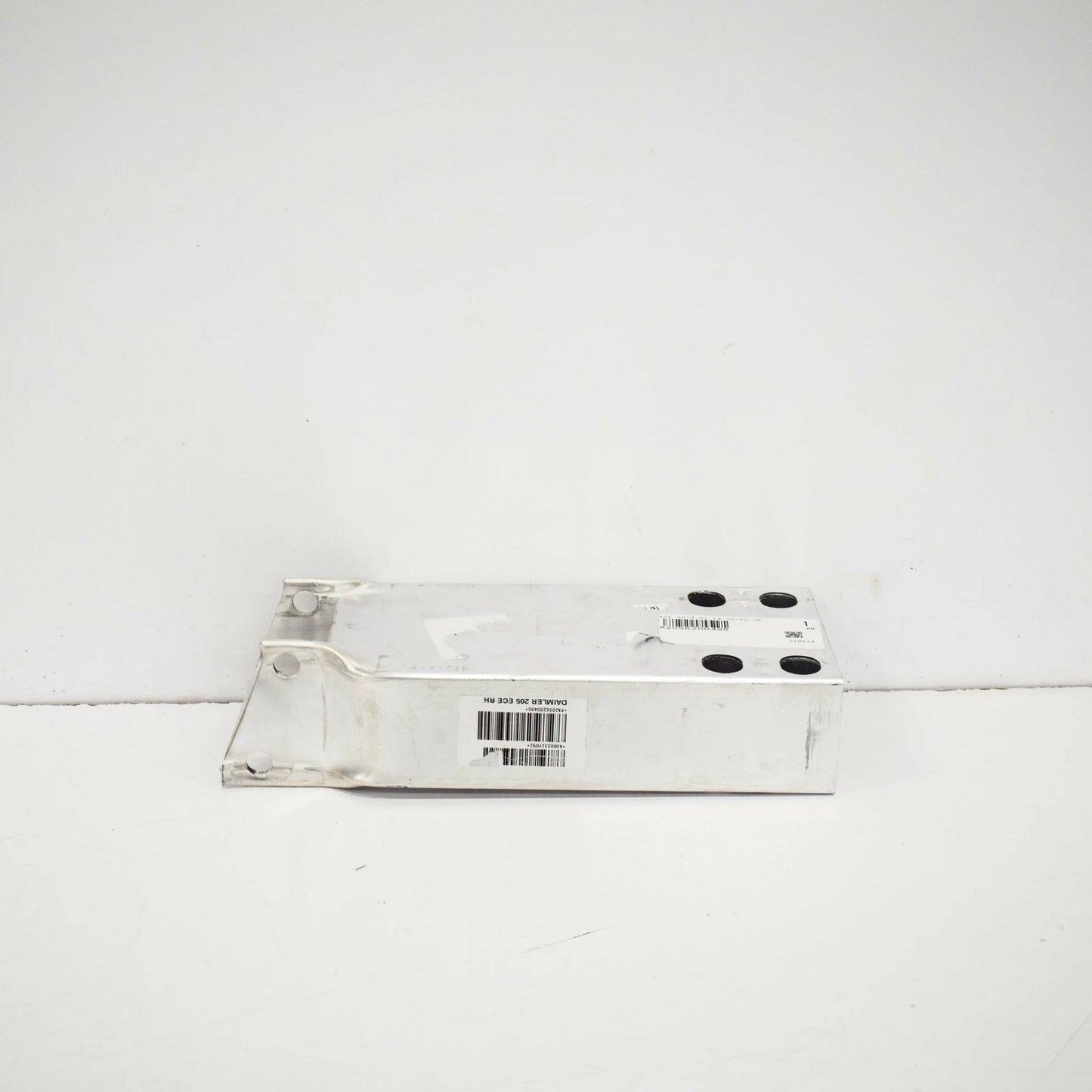 NEW MB C-CLASS W205 FRONT RIGHT DEFORMATION ELEMENT A2056200495 2015 ORIGINAL