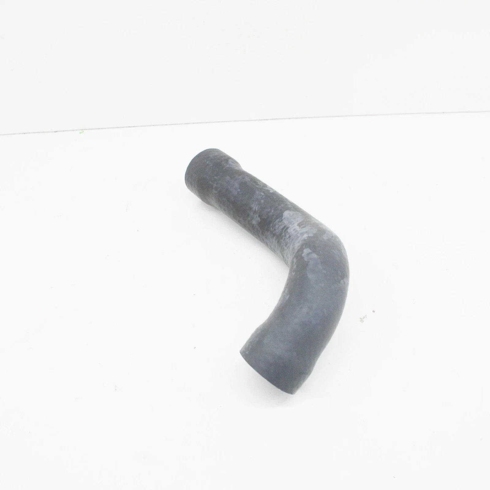 NEW BMW 3 E36 2.0I 110KW LEFT SIDE COOLING WATER HOSE 11531720720 ORIGINAL