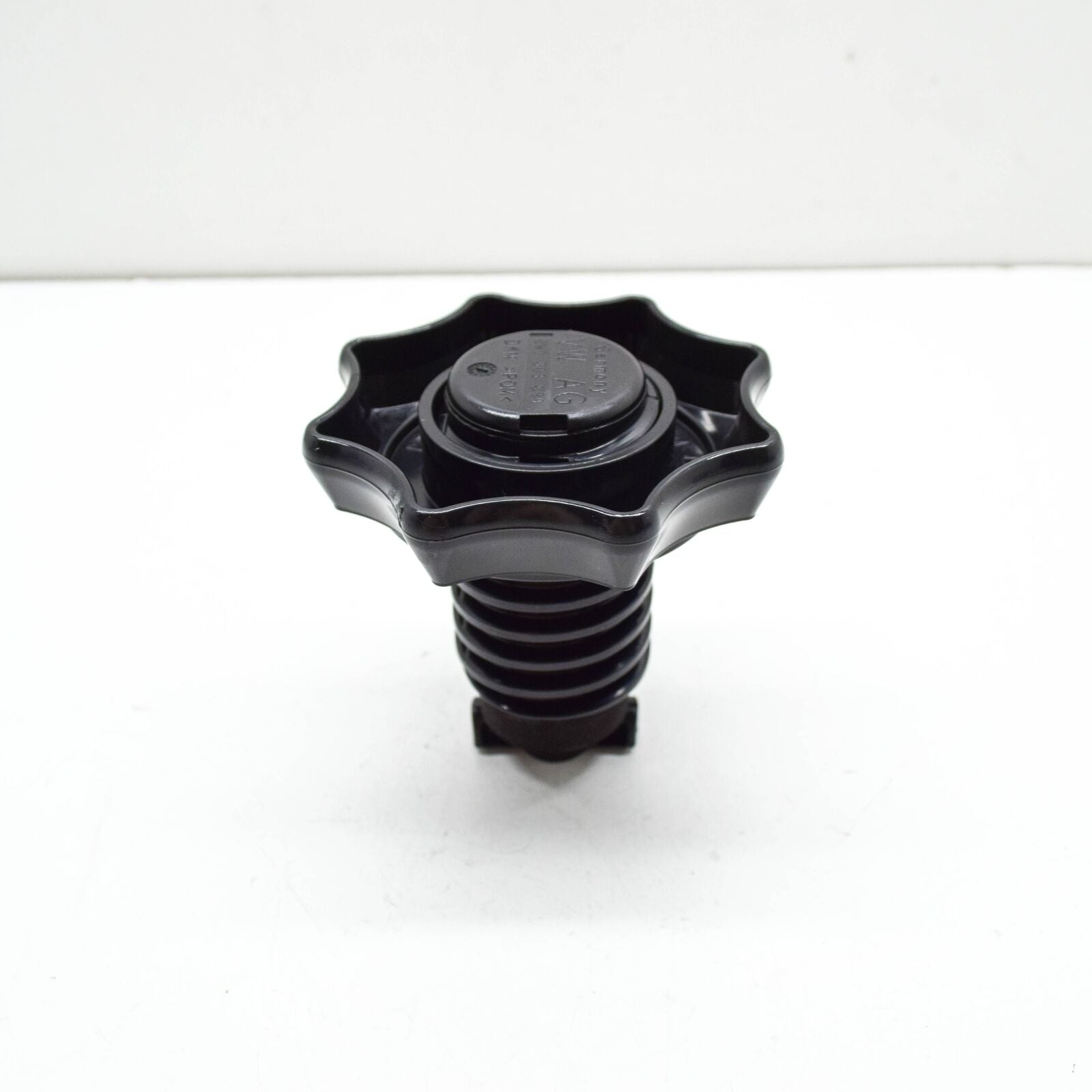 NEW AUDI A4 B9 SPARE WHEEL MOUNTING NUT 8W9803899 ORIGINAL