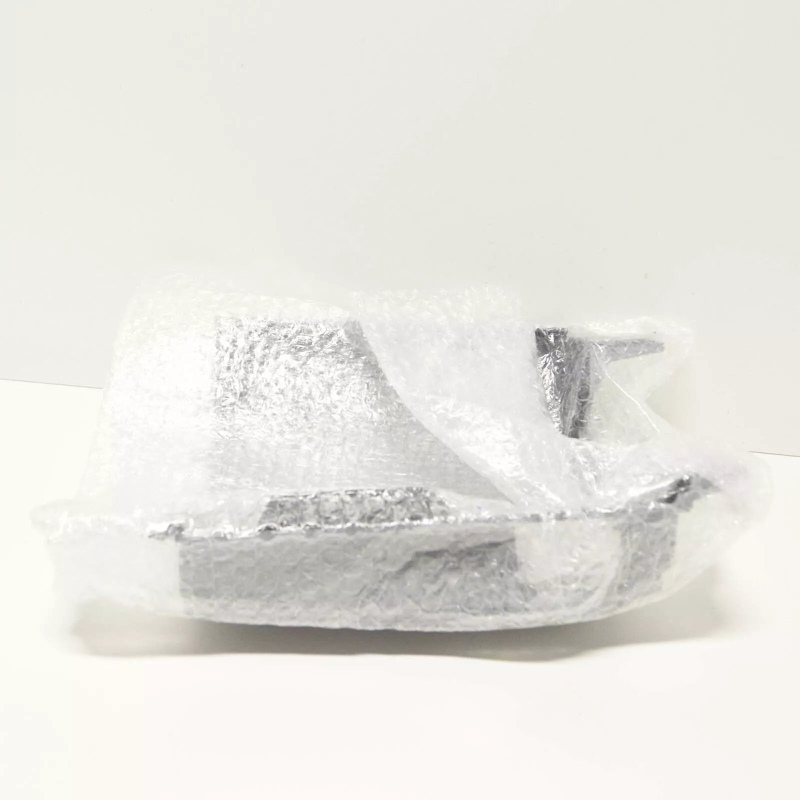 NEW VW TRANSPORTER T6 REAR BUMPER RIGHT SIDE TRIM 7E0807322DGRU