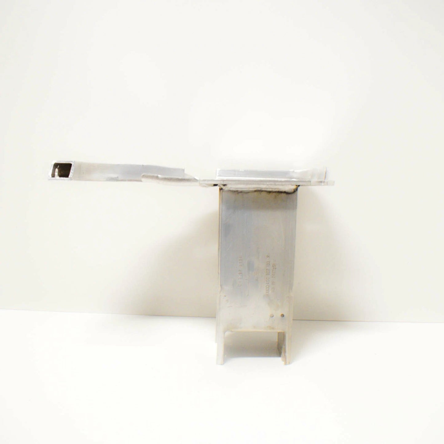 NEW AUDI A6 C7 FRONT BUMPER REINFORCEMENT LEFT BRACKET 4G0807133F