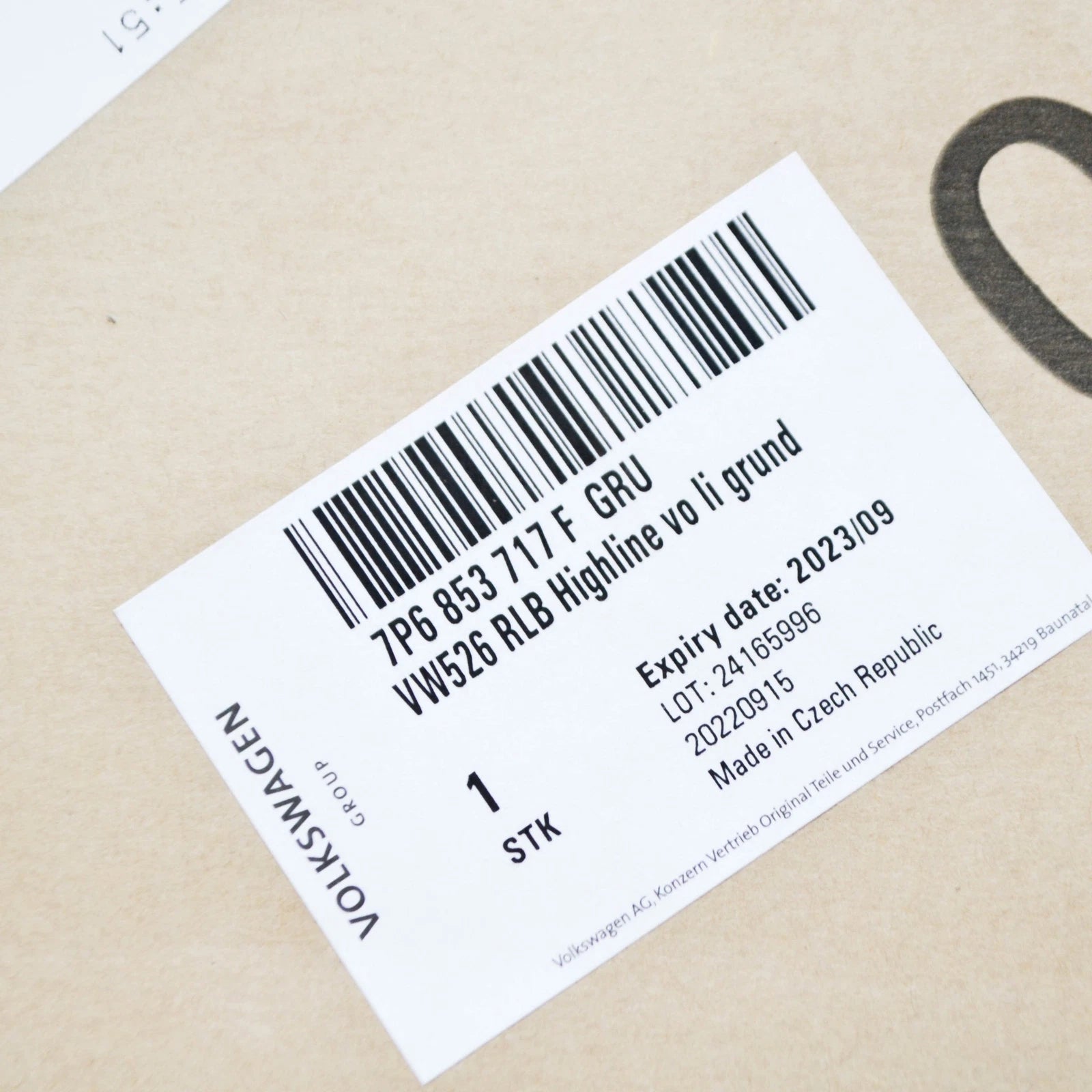 NEW VW TOUAREG 7P FRONT LEFT FENDER WHEEL COVER 7P6853717FGRU ORIGINAL