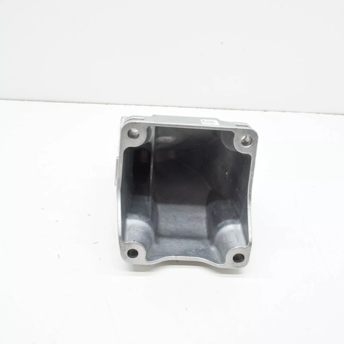 NEW MERCEDES-BENZ A W177 ENGINE BRACKET RIGHT SIDE A6542231000