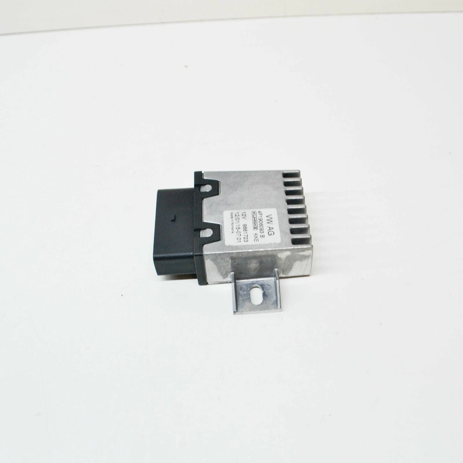 NEW AUDI Q7 4L FUEL PUMP CONTROL UNIT 4F1906093B ORIGINAL