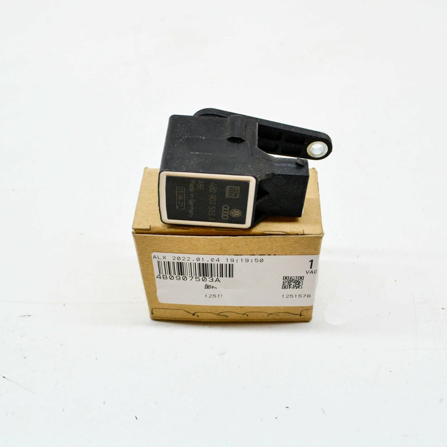 NEW AUDI TT 8N FRONT HEADLIGHT HEIGHT LEVEL ADJUSTER 4B0907503A 2006