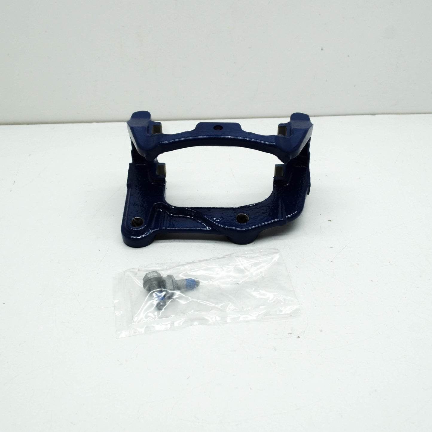 new bmw 5 g30 rear left wheel caliper carrier bracket 34206891915 original